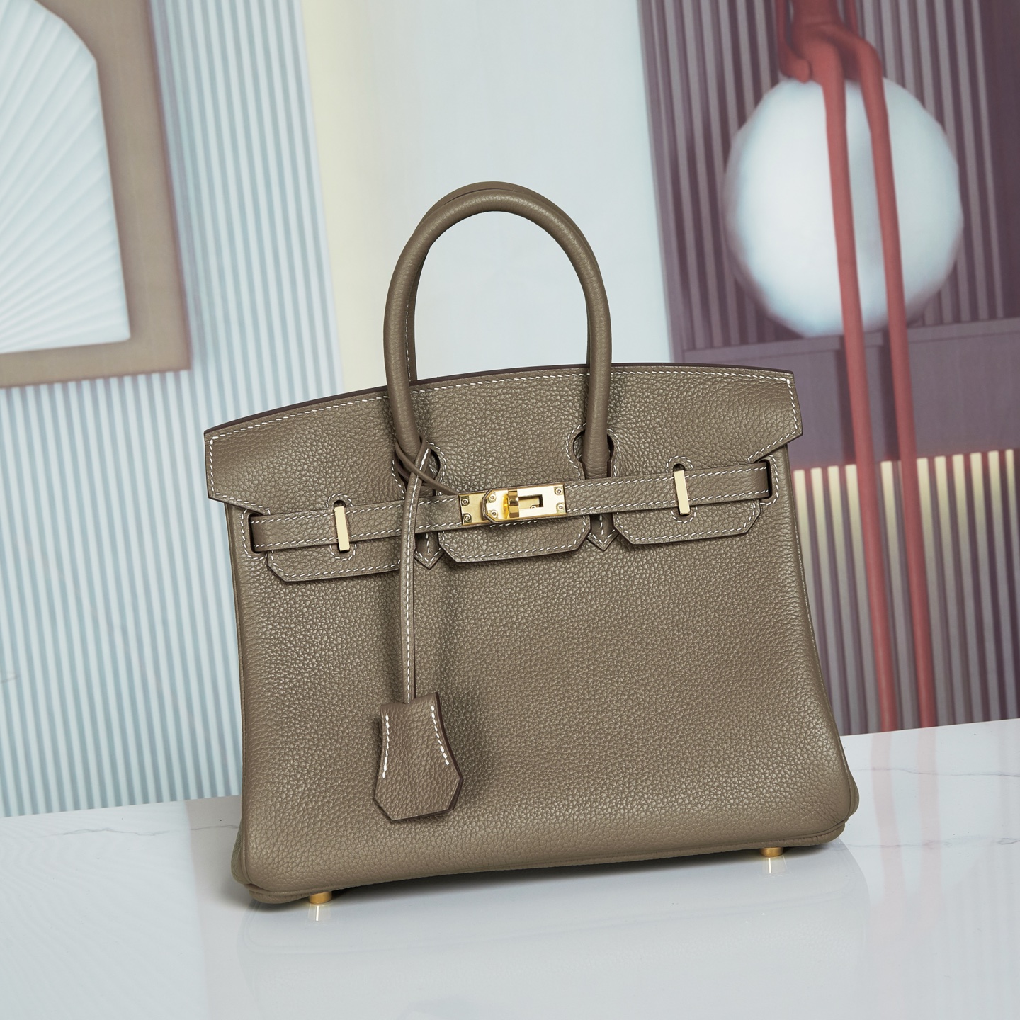 NO:698909,Birkin 25 platinum 25 Togo leather milkshake platinum buckle, all hand-stitched imported wax thread, hand-made copper nails, all-steel hand-engraved font hardware, complete set of packaging, Hermes, Hermes,19860909Birkin25铂金25Togo皮奶昔白金扣 全手缝进口腊线 手打铜钉 全钢手刻字体五金 配全套包装,爱马仕,hermes,Hermes,,Bag