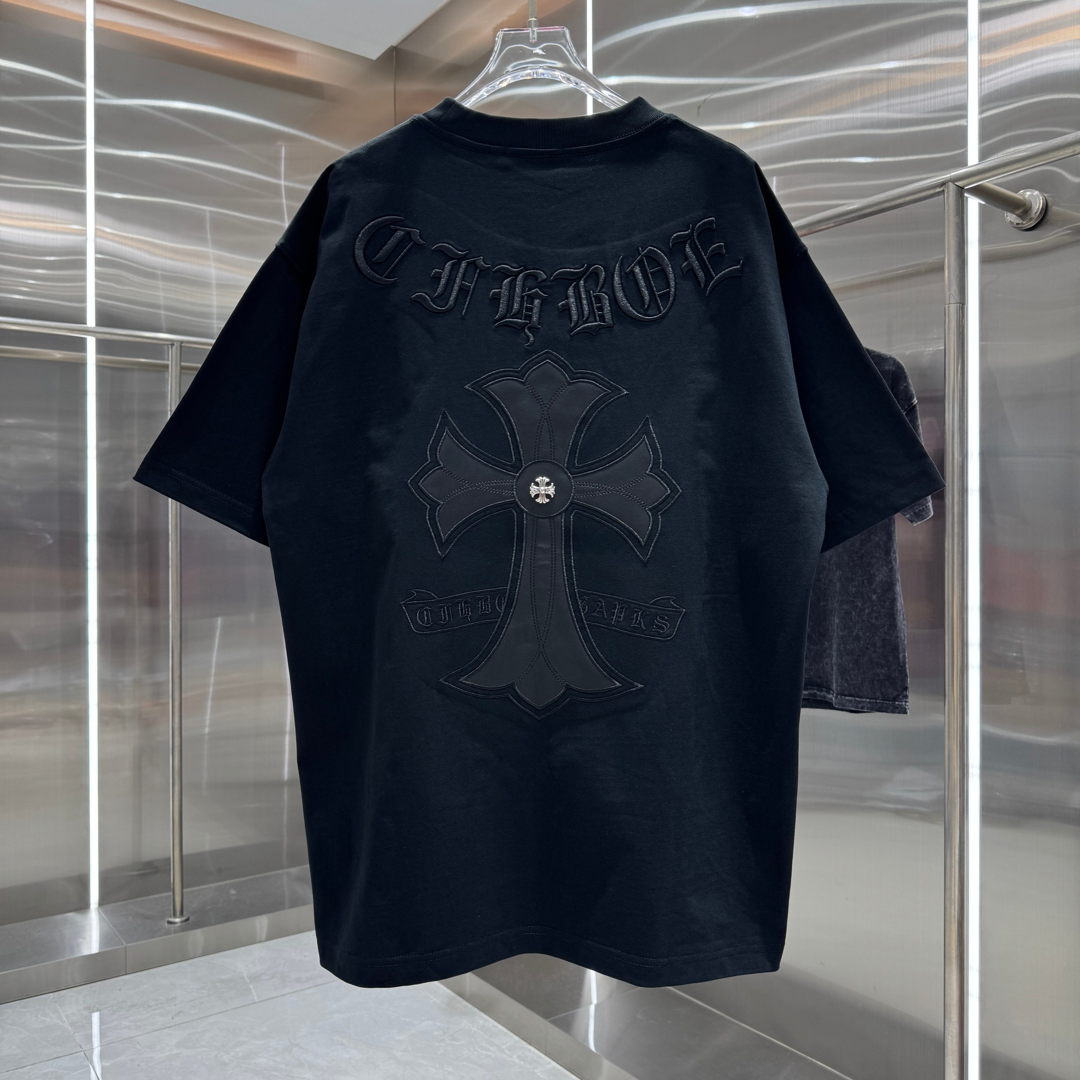 Chrome Hearts 克罗心 CH 春夏新款 2026 十字架拼皮＋万针刺绣工艺短袖T恤 重工面料300克重