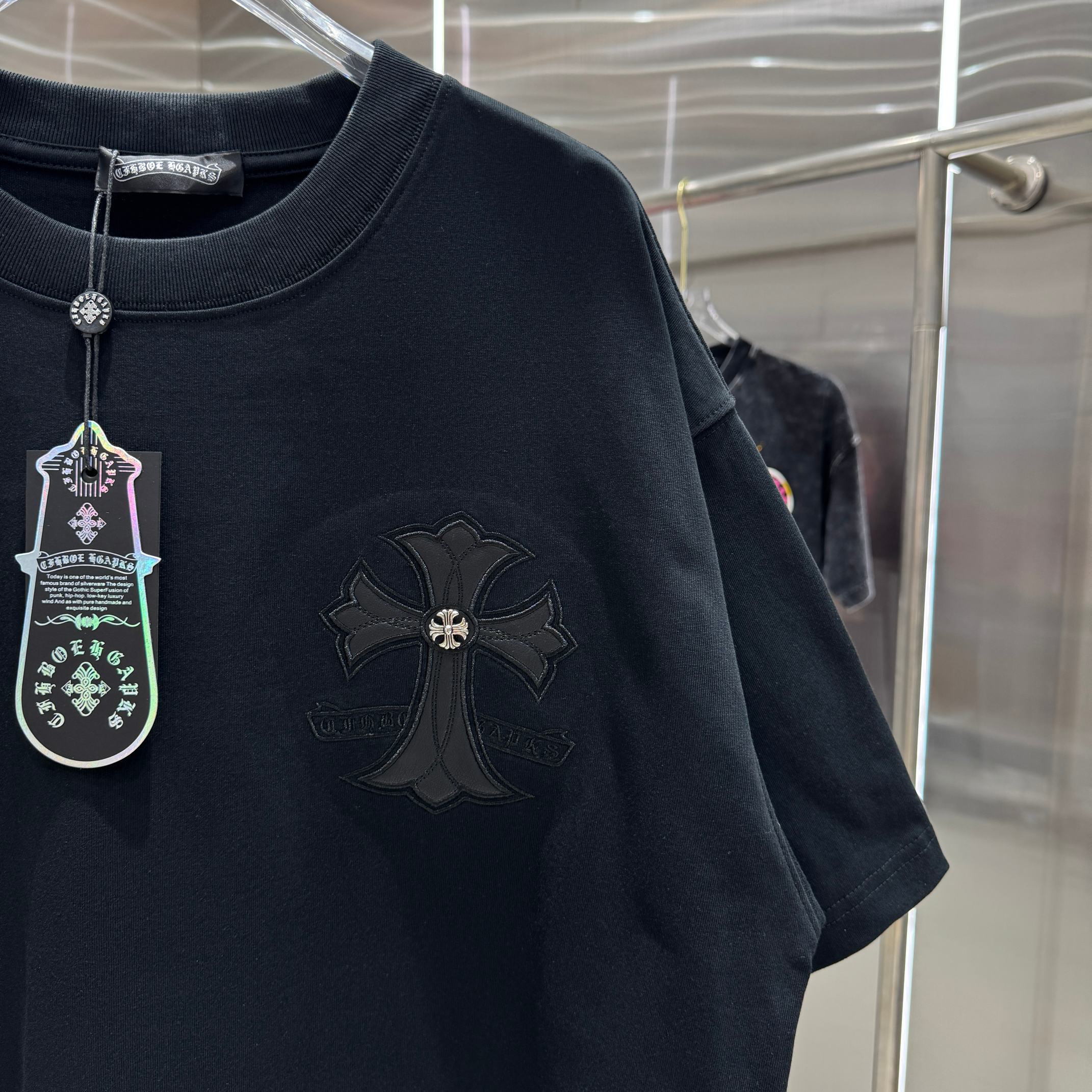 Chrome Hearts 克罗心 CH 春夏新款 2026 十字架拼皮＋万针刺绣工艺短袖T恤 重工面料300克重