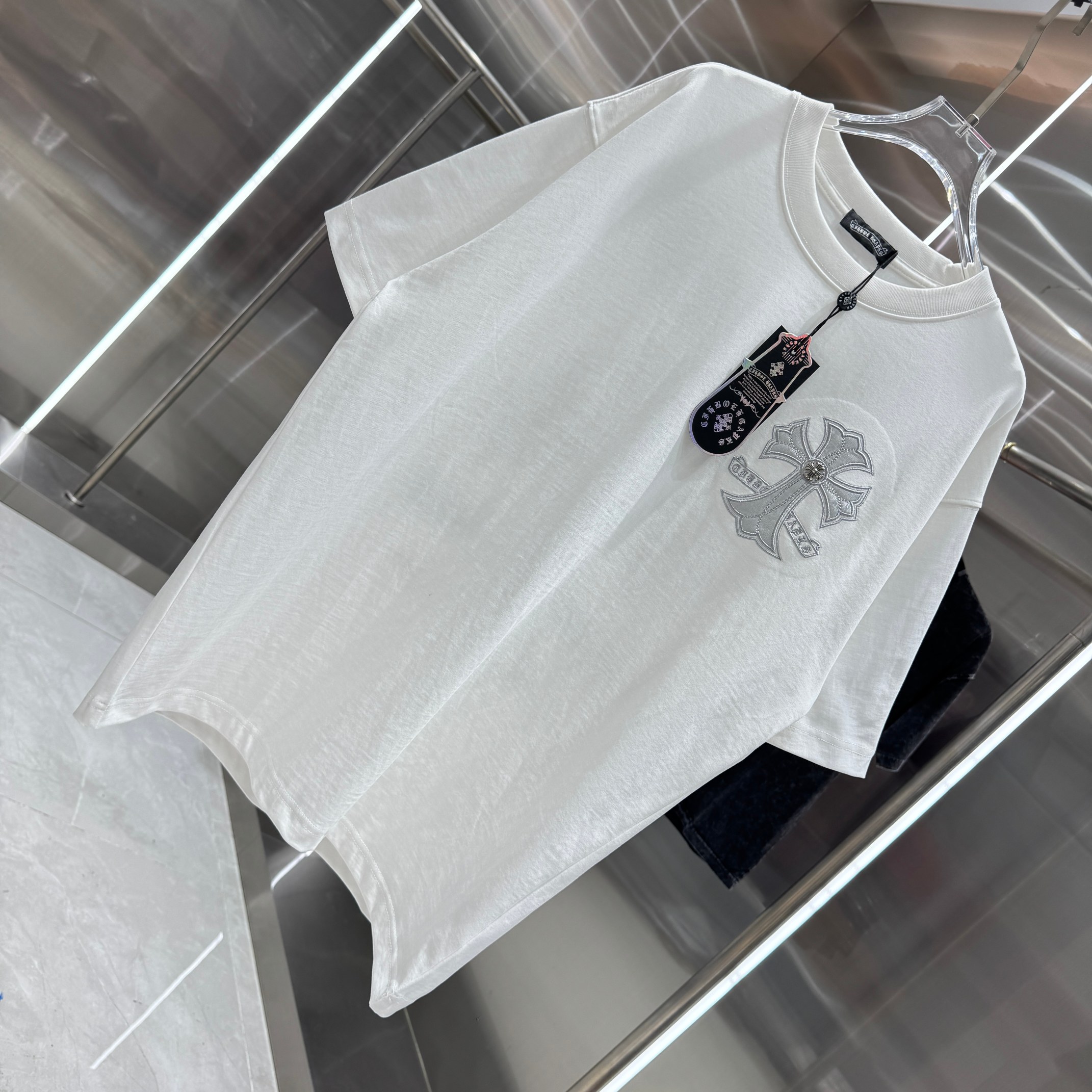 Chrome Hearts 克罗心 CH 春夏新款 2026 十字架拼皮＋万针刺绣工艺短袖T恤 重工面料300克重