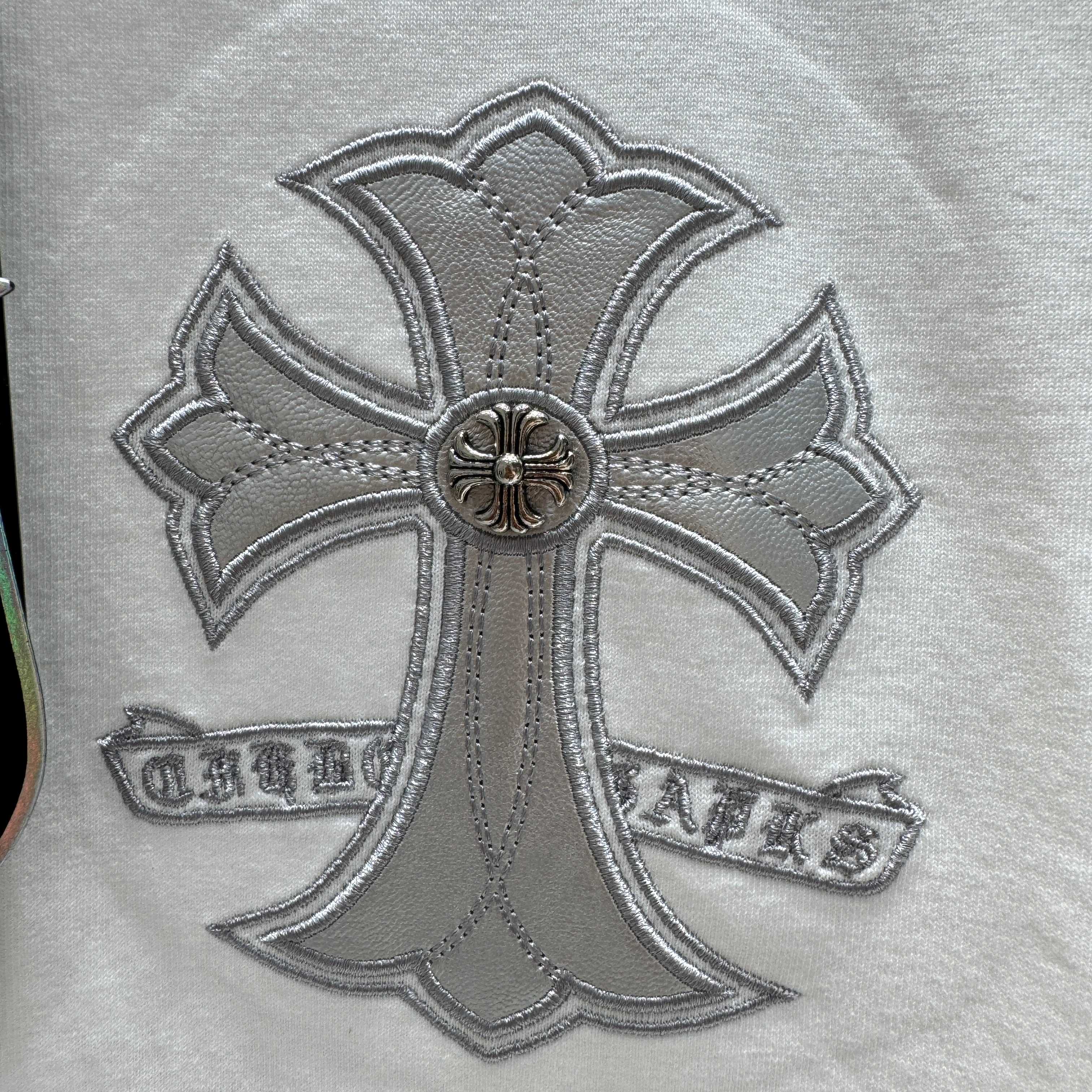 Chrome Hearts 克罗心 CH 春夏新款 2026 十字架拼皮＋万针刺绣工艺短袖T恤 重工面料300克重