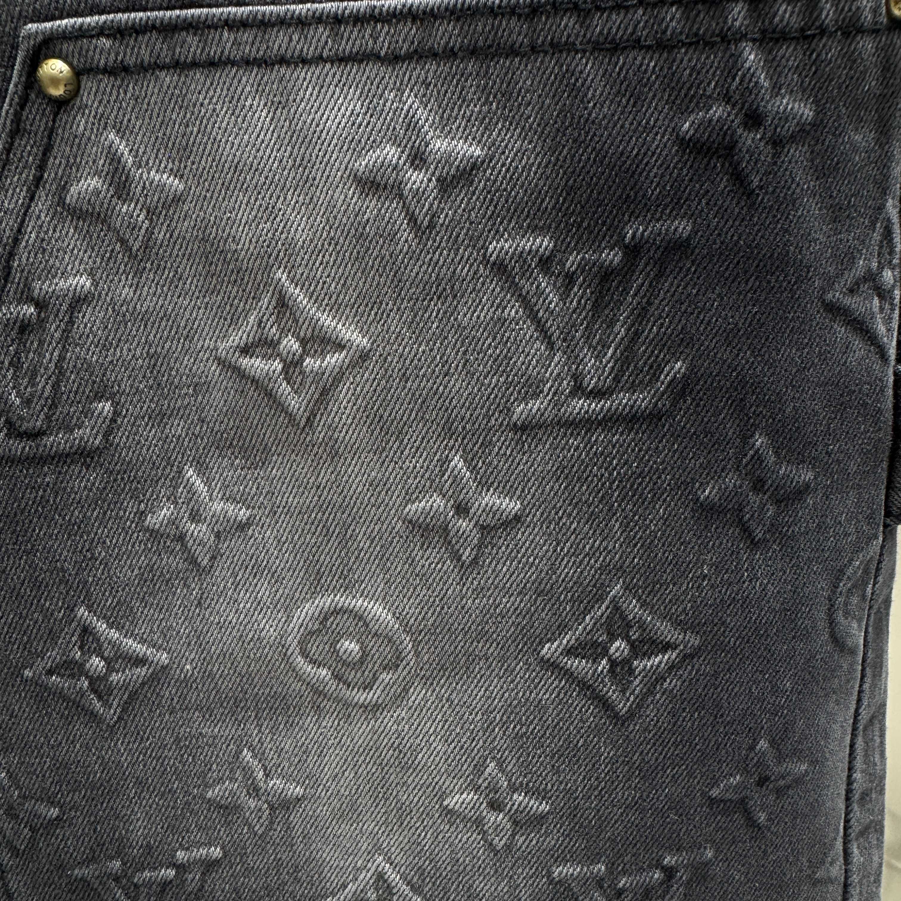 Louis Vuitton LV路易威登白色压花牛仔裤短裤