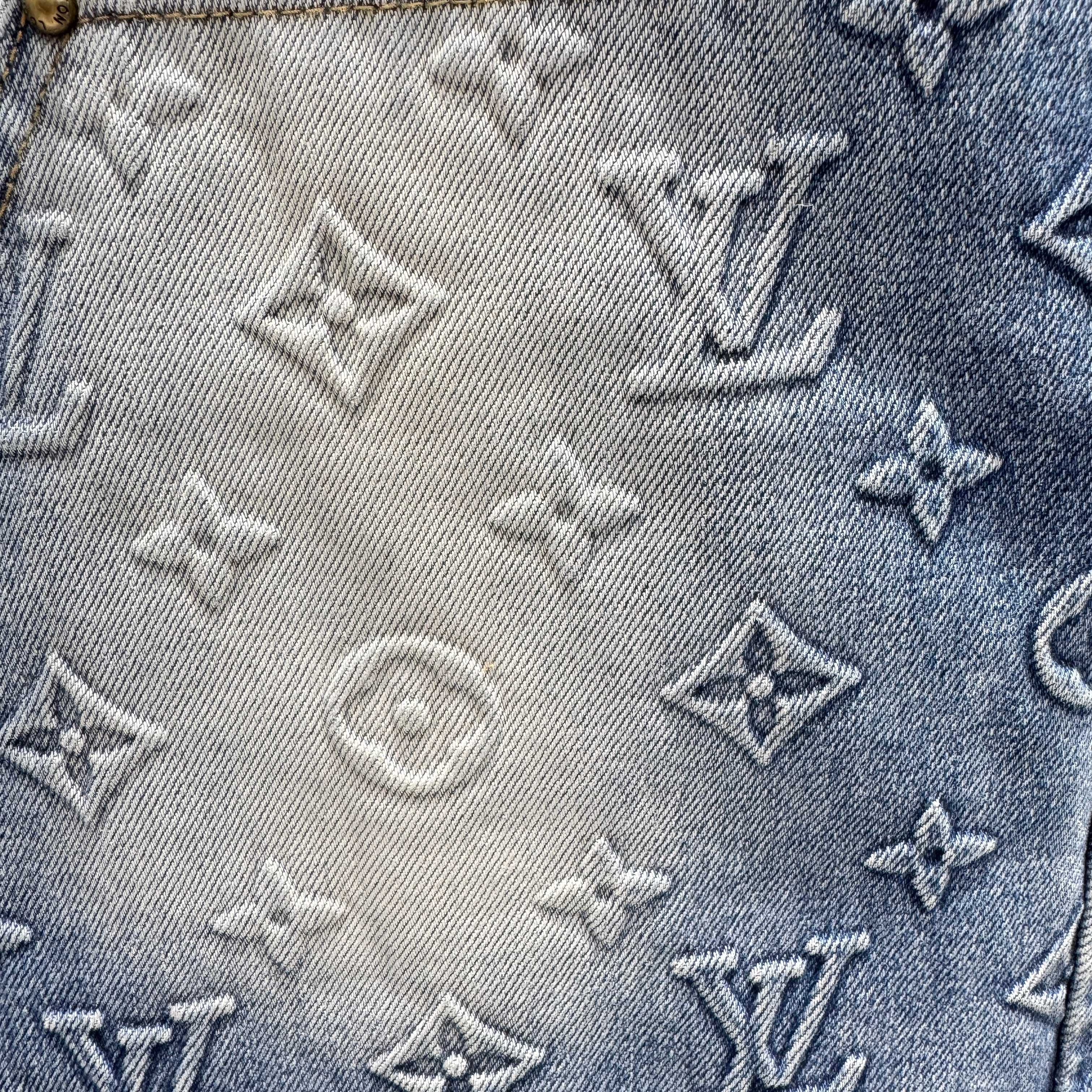 Louis Vuitton LV路易威登白色压花牛仔裤短裤