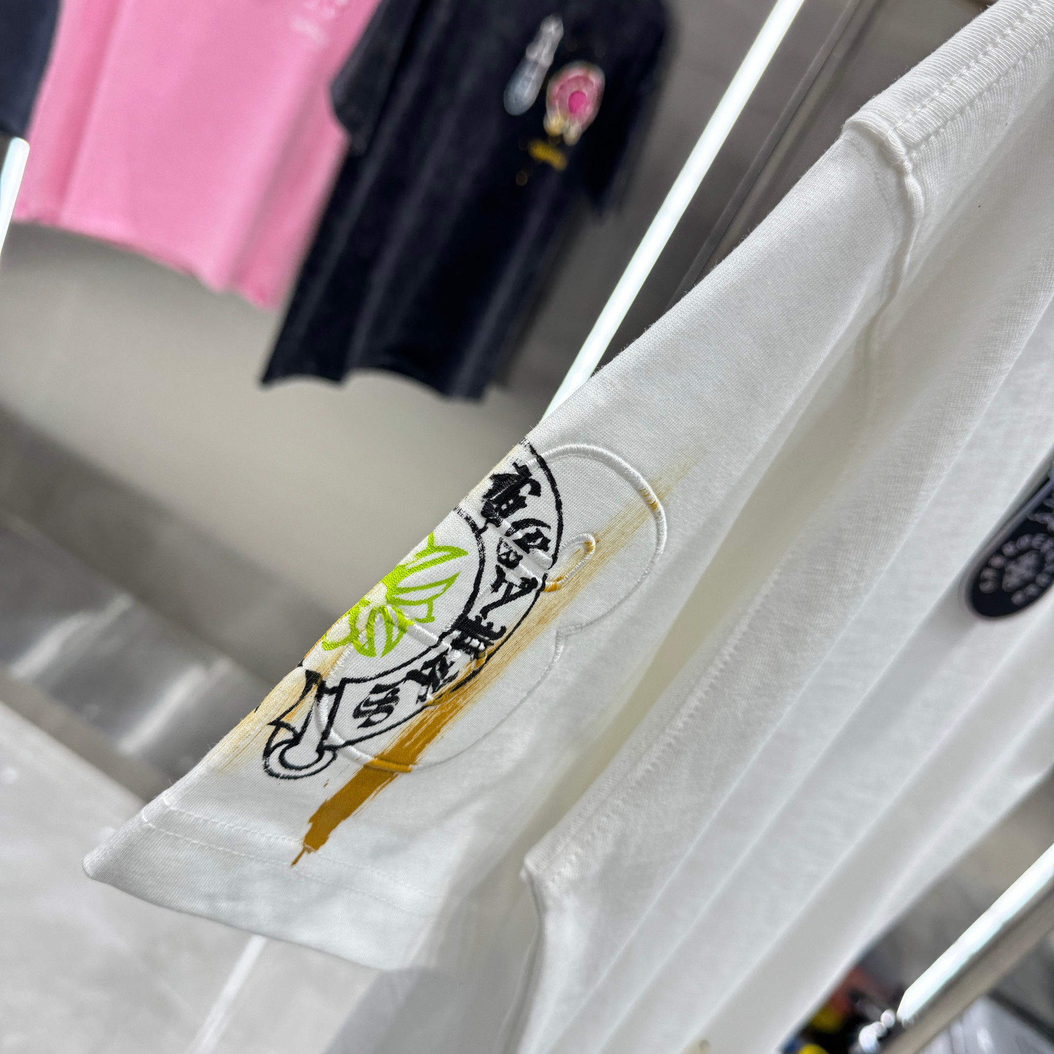 Chrome Hearts 克罗心 CH 春夏新款 2026 重工水洗贴布包边绣 手工甩浆印花工艺短袖T恤 重工面料320克重