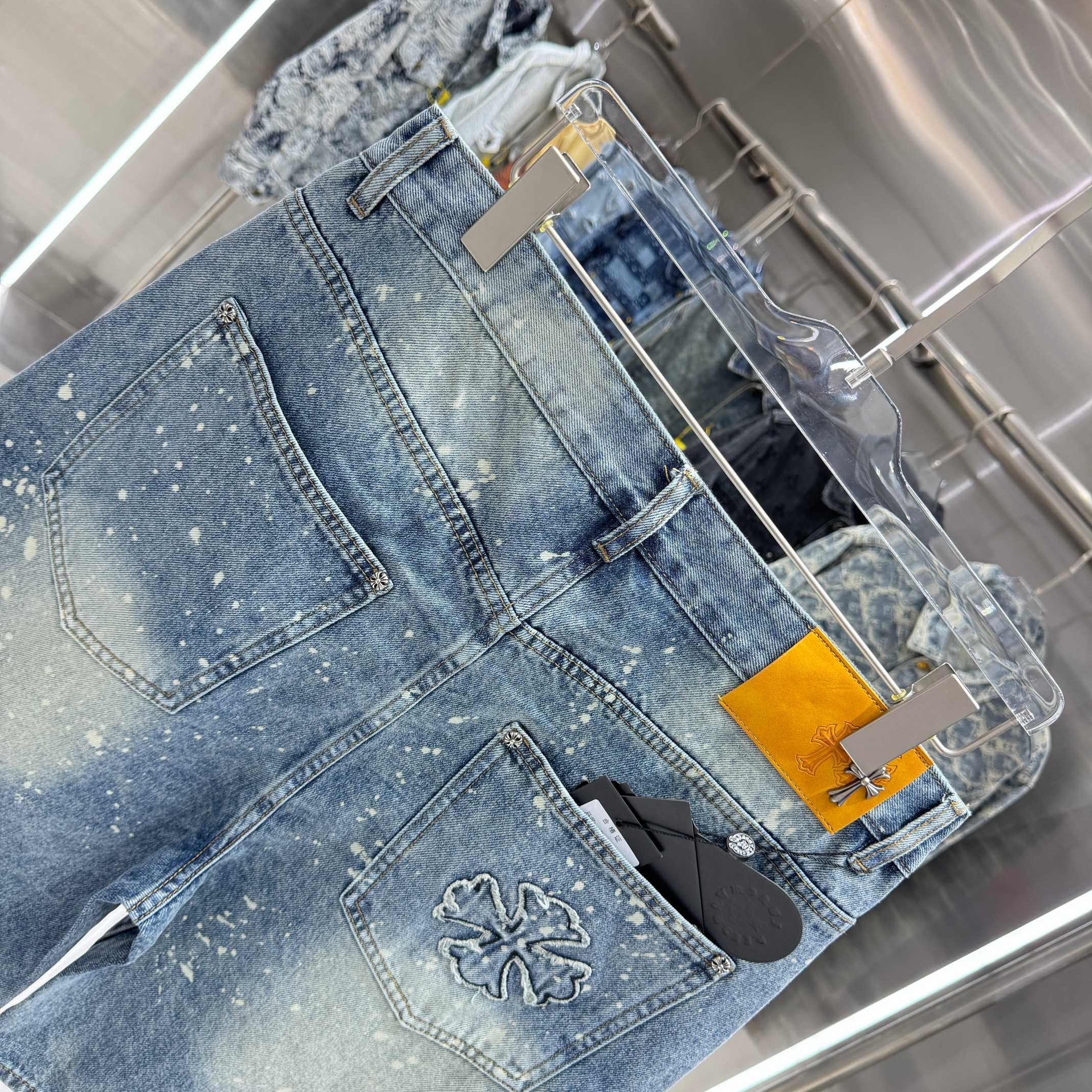Chrome Hearts 克罗心 CH 破洞涂层十字架刺绣牛仔裤短裤