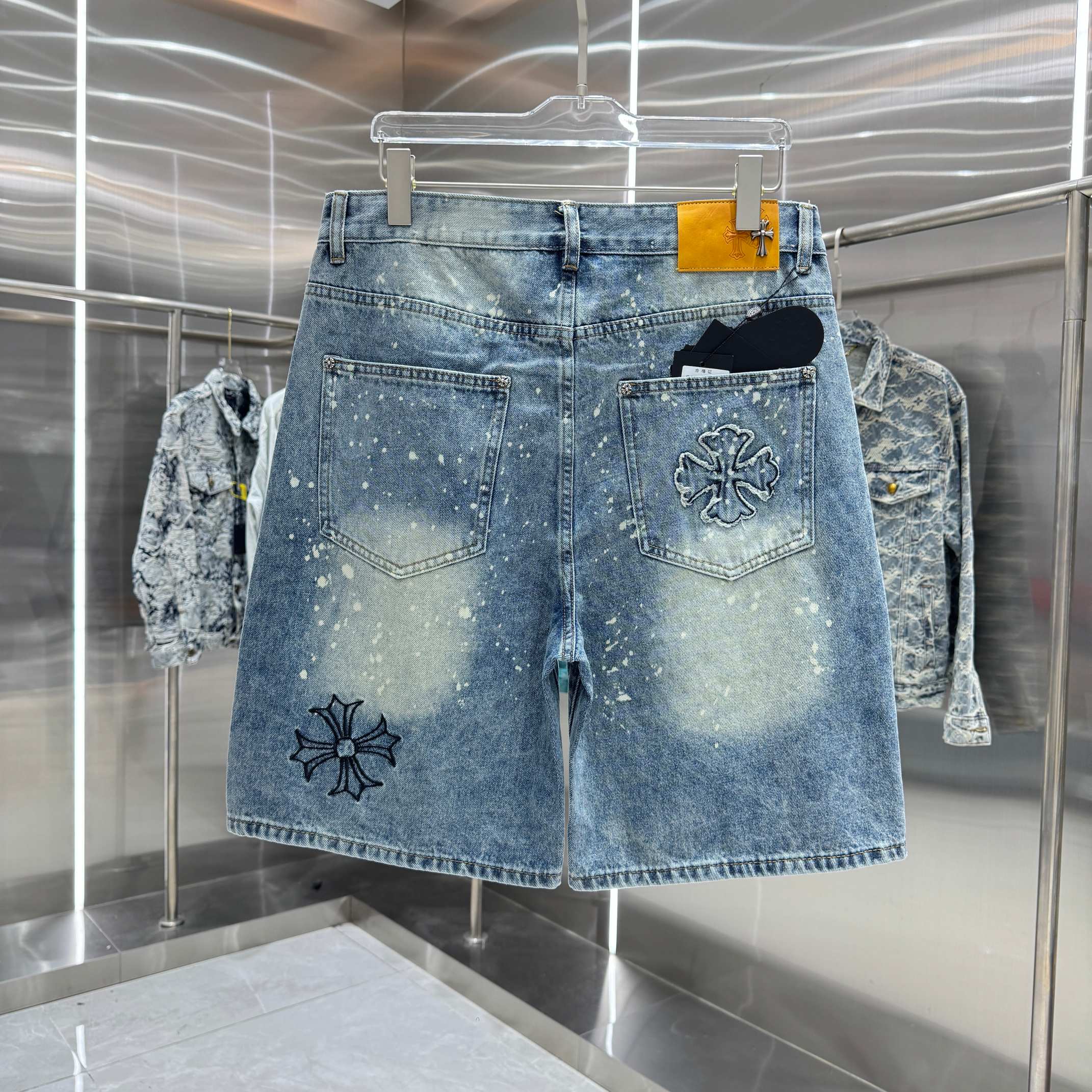 Chrome Hearts 克罗心 CH 破洞涂层十字架刺绣牛仔裤短裤