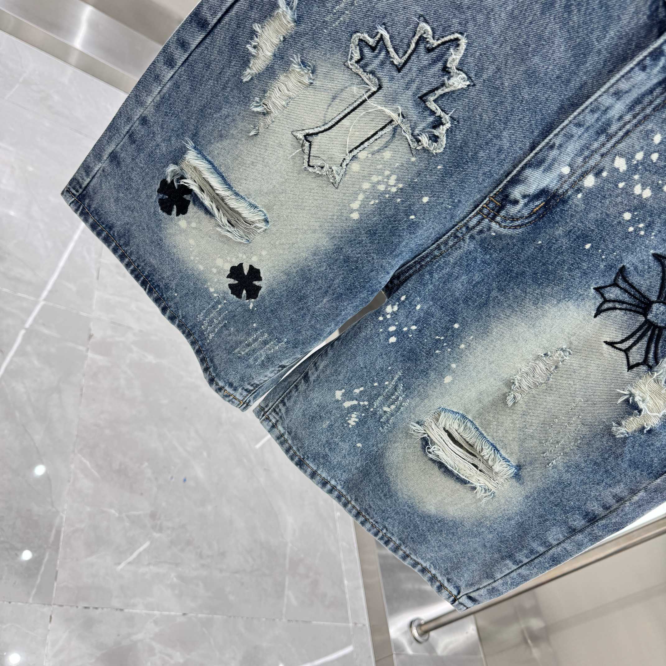 Chrome Hearts 克罗心 CH 破洞涂层十字架刺绣牛仔裤短裤