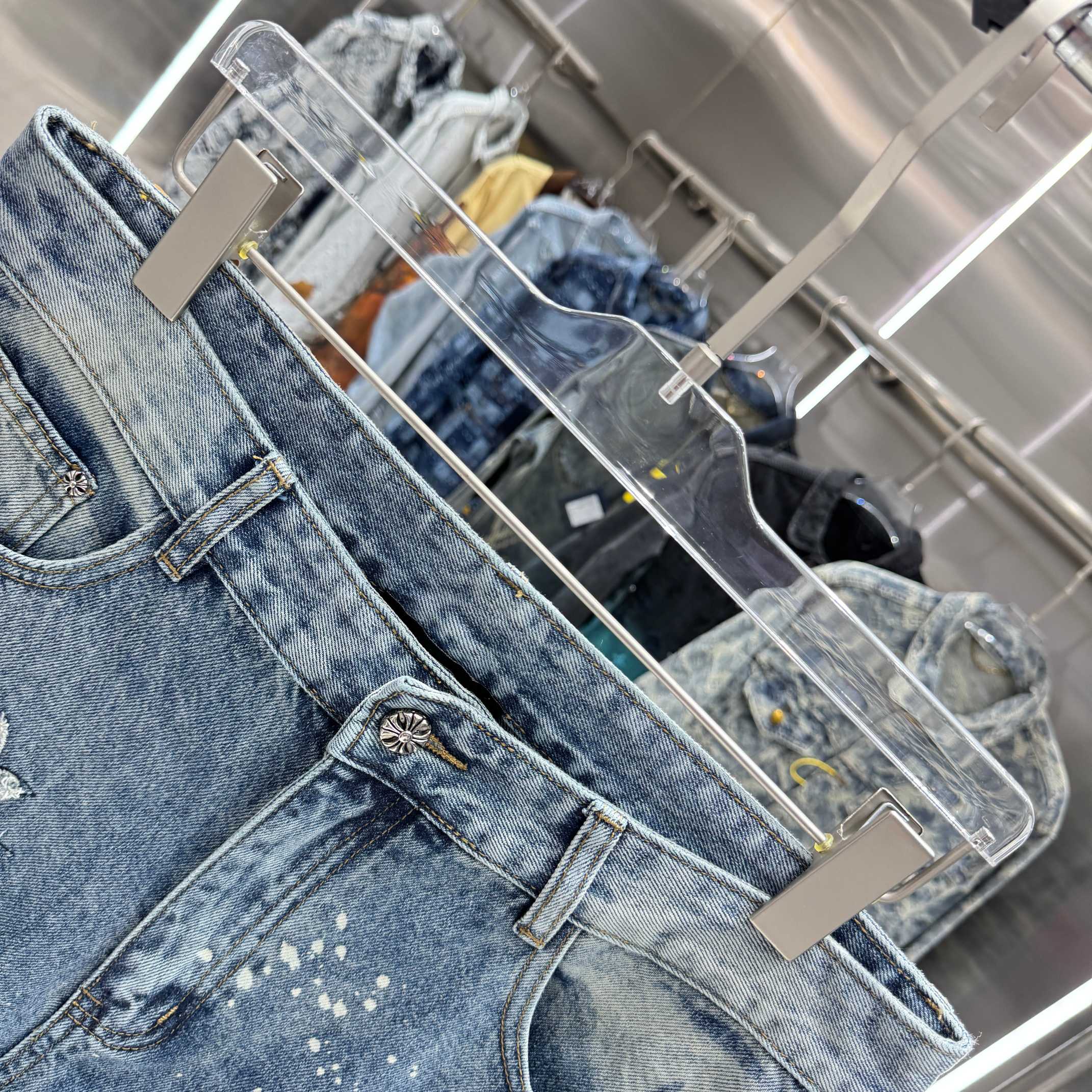 Chrome Hearts 克罗心 CH 破洞涂层十字架刺绣牛仔裤短裤