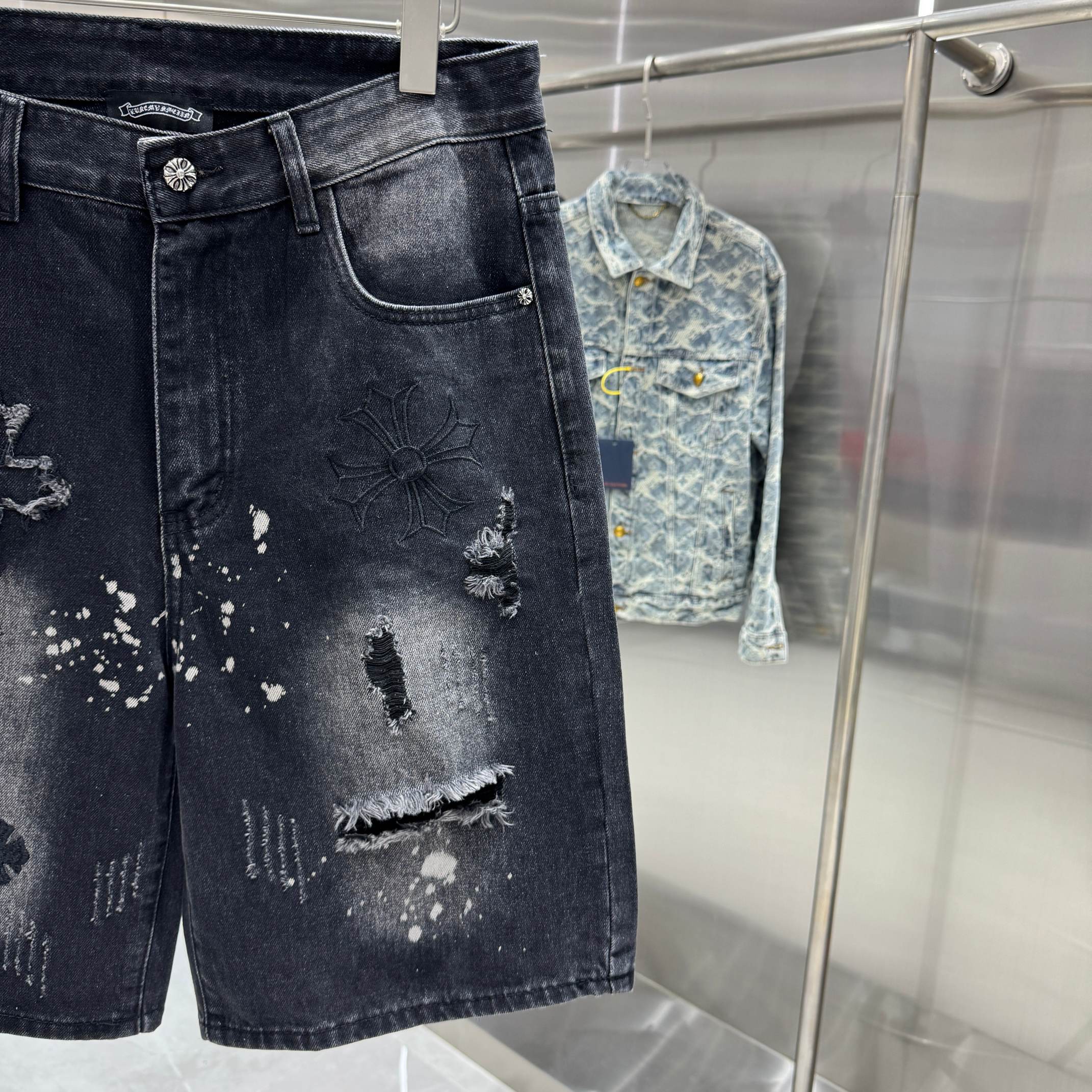 Chrome Hearts 克罗心 CH 破洞涂层十字架刺绣牛仔裤短裤