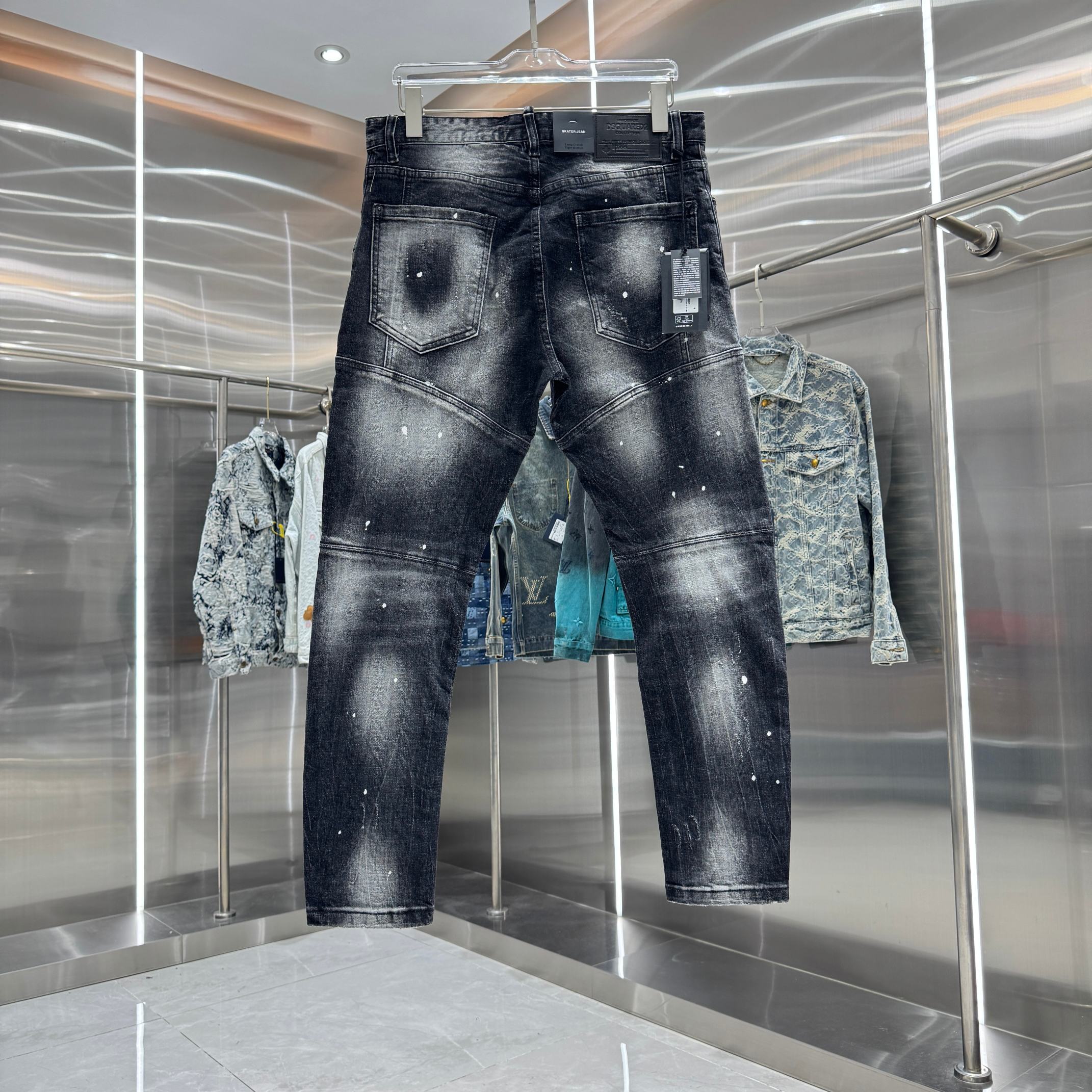 Dsquared2 DSQUARED2 破洞涂鸦工艺街头潮流修身小脚弹力牛仔裤