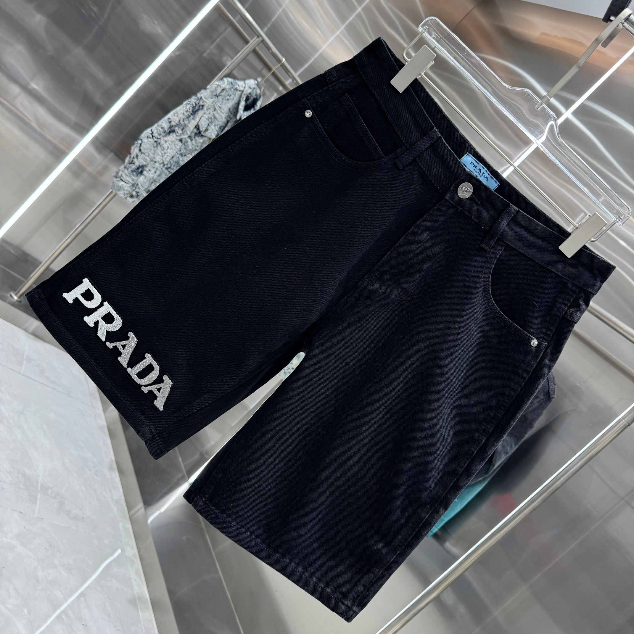 Prada 普拉达 字母植绒字母牛仔裤短裤