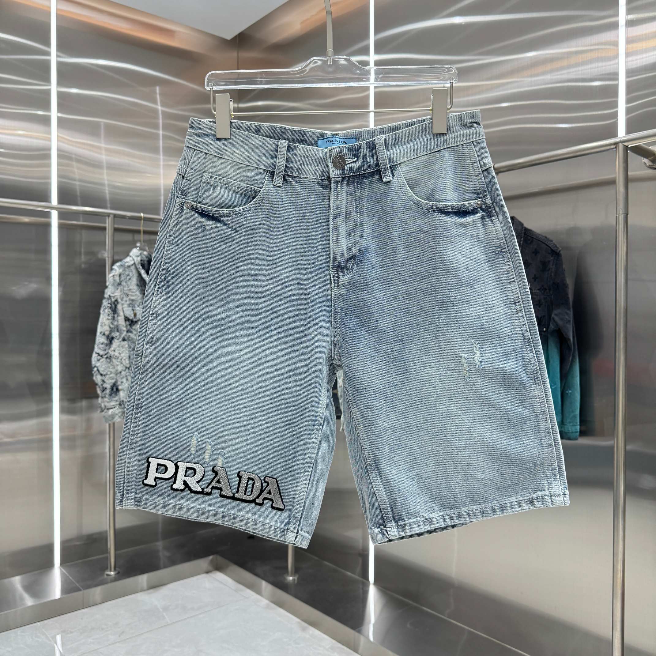Prada 普拉达 字母植绒字母牛仔裤短裤
