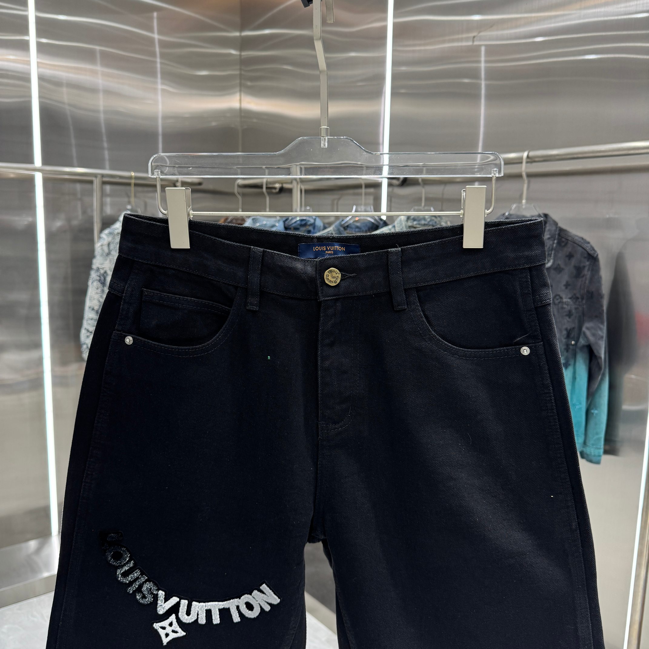 Louis Vuitton LV 路易 字母植绒字母牛仔裤短裤