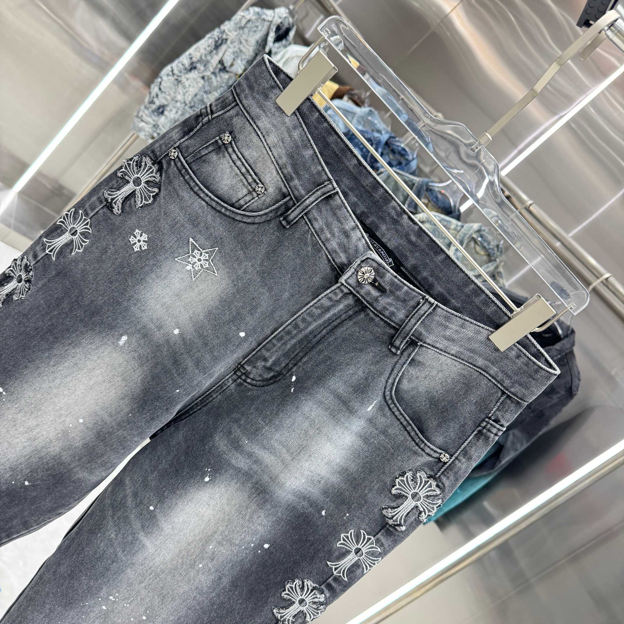 Chrome Hearts 克罗心 CH 重工涂层十字架刺绣牛仔裤面料纱定加密粗左斜纹牛仔布长裤