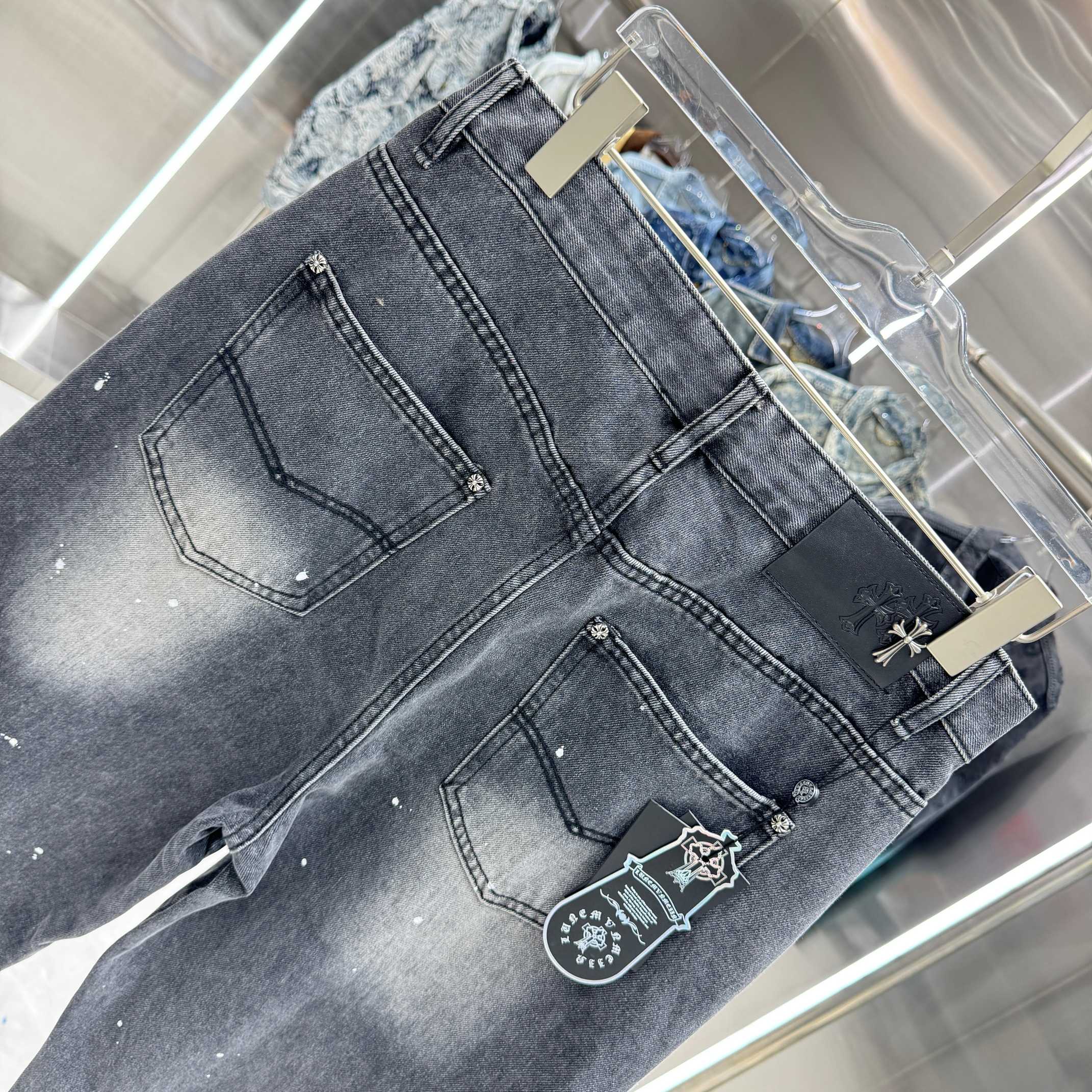 Chrome Hearts 克罗心 CH 重工涂层十字架刺绣牛仔裤面料纱定加密粗左斜纹牛仔布长裤