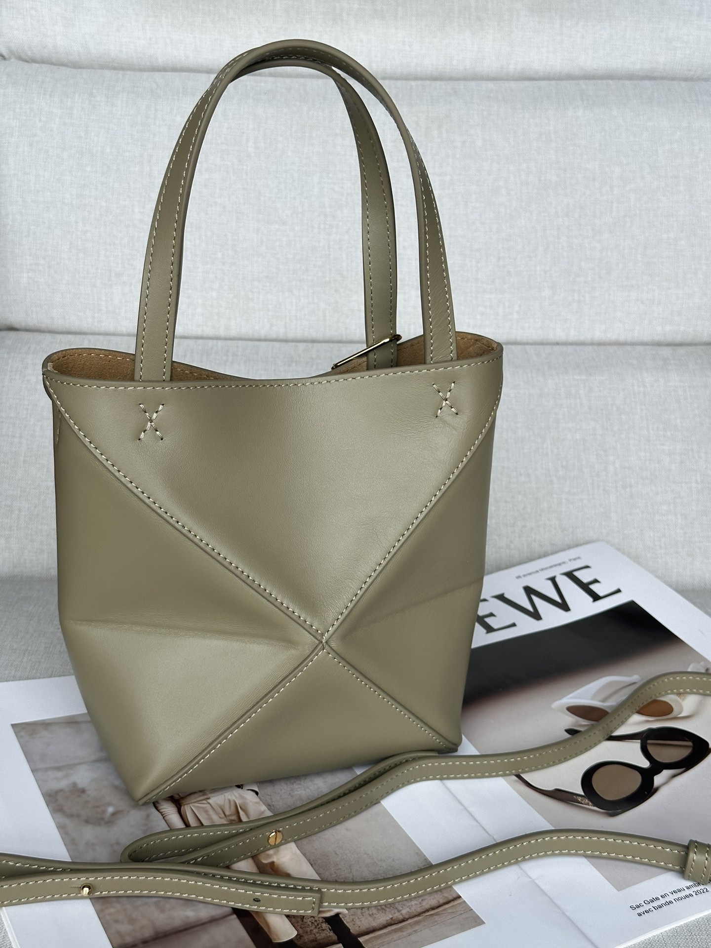 LOEWE Puzzle Fold Mini Bag in Shiny Nappa Calfskin Shoulder Bag 3 i1726979289 2218 2