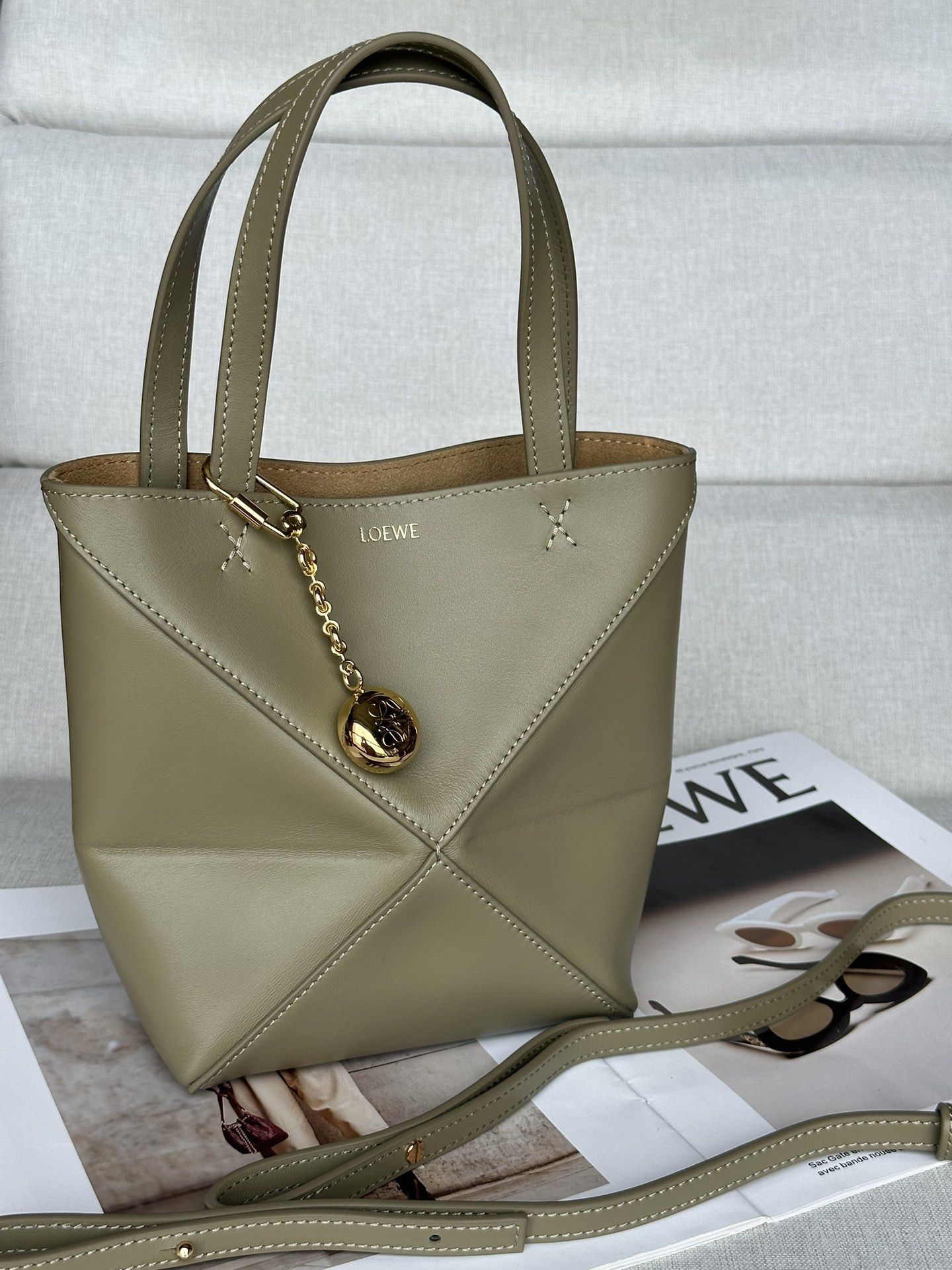 LOEWE Puzzle Fold Mini Bag in Shiny Nappa Calfskin Shoulder Bag 2 i1726979290 5429 6
