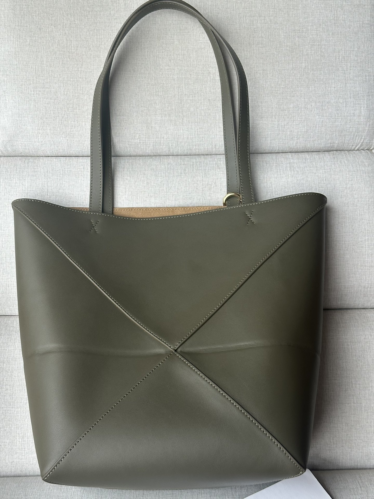 LOEWE Puzzle Fold Small Tote Bag in Khaki Green Leather with Charm 5 i1729235434 9241 0