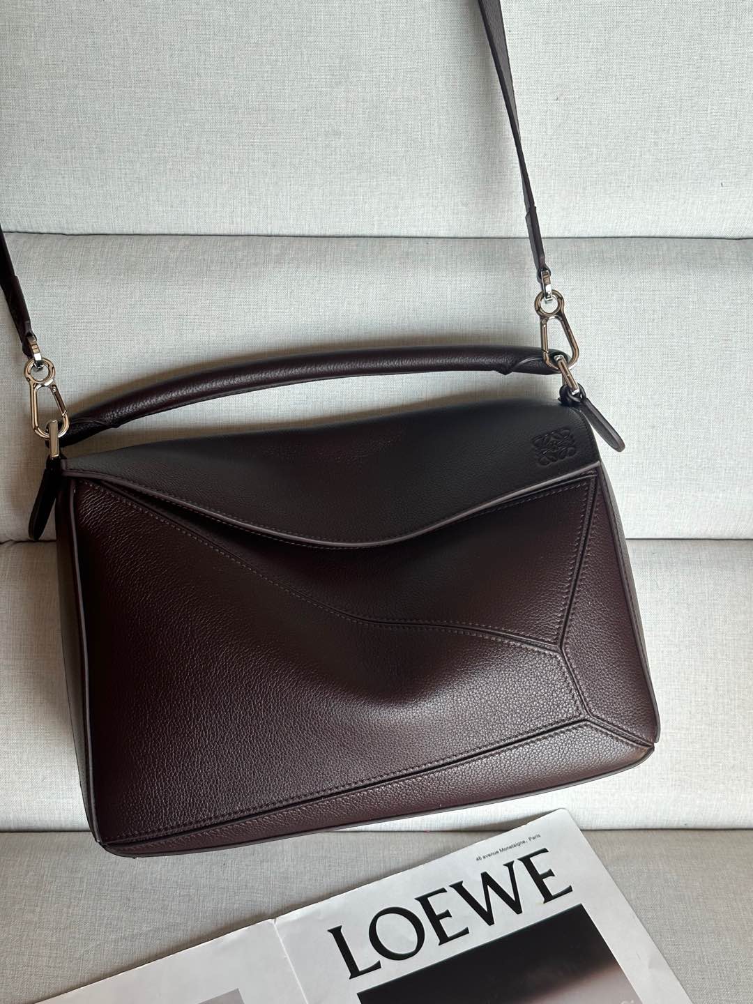 Loewe Large Puzzle Bag in Deer Leather - Versatile Shoulder & Crossbody Bag 5 i1736144118739 7731 0 3