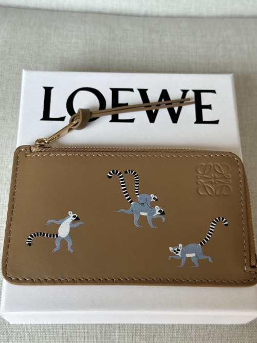LOEWE Lemur Limited Edition Card Holder with Packaging - 13 x 7.5 cm 1 LOEWE Lemur Limited Edition Card Holder with Packaging - 13 x 7.5 cm