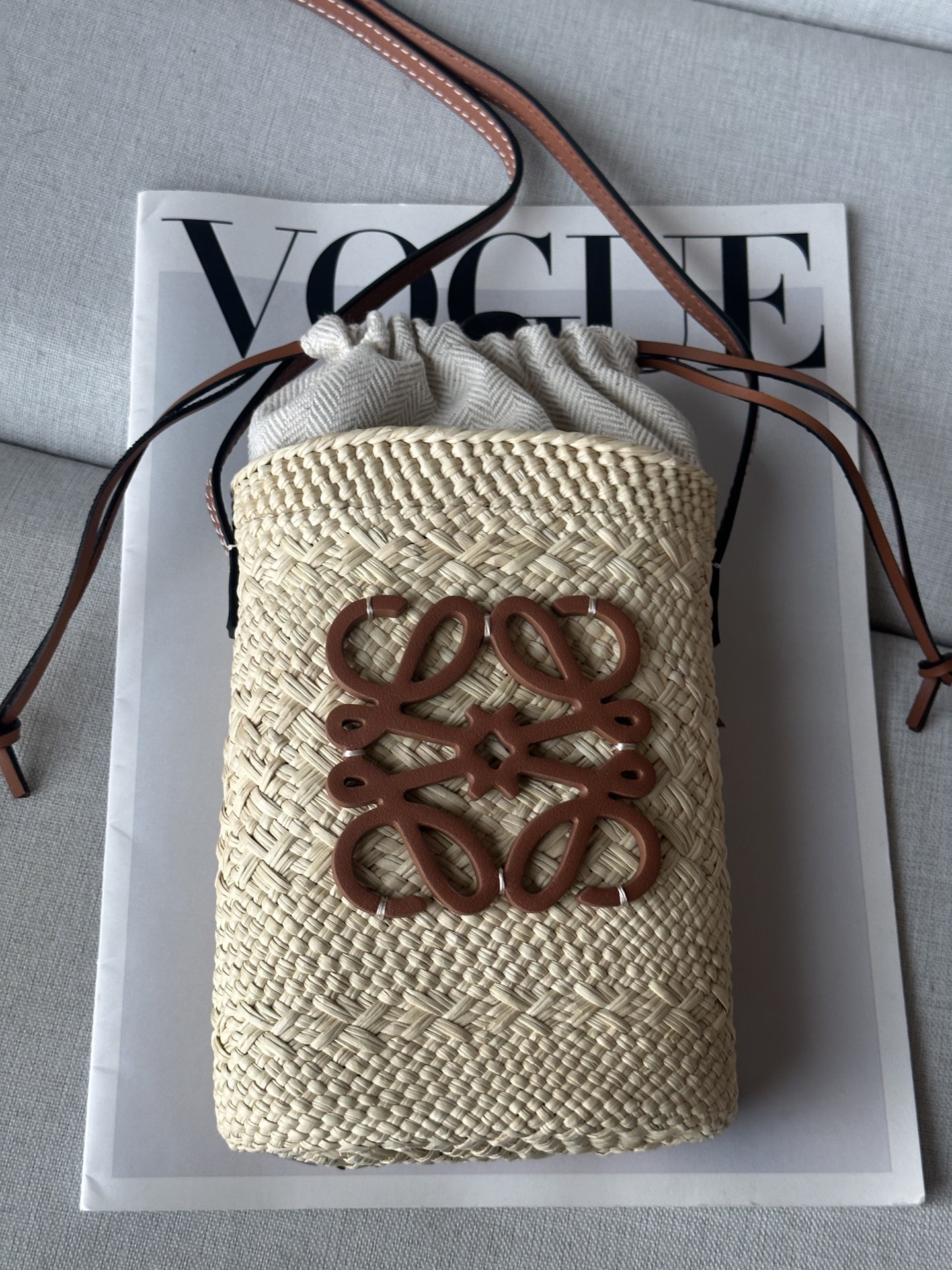 NO:341099,Extra-length 12 X (height 17 up to 22*) x5 mobile phone bag Model 921, Extra-length Luo Yiwei, loewe19860909特级 长12 X（高度17最高22*）x5 手机包 型号921,特级罗意威,loewe,Bag