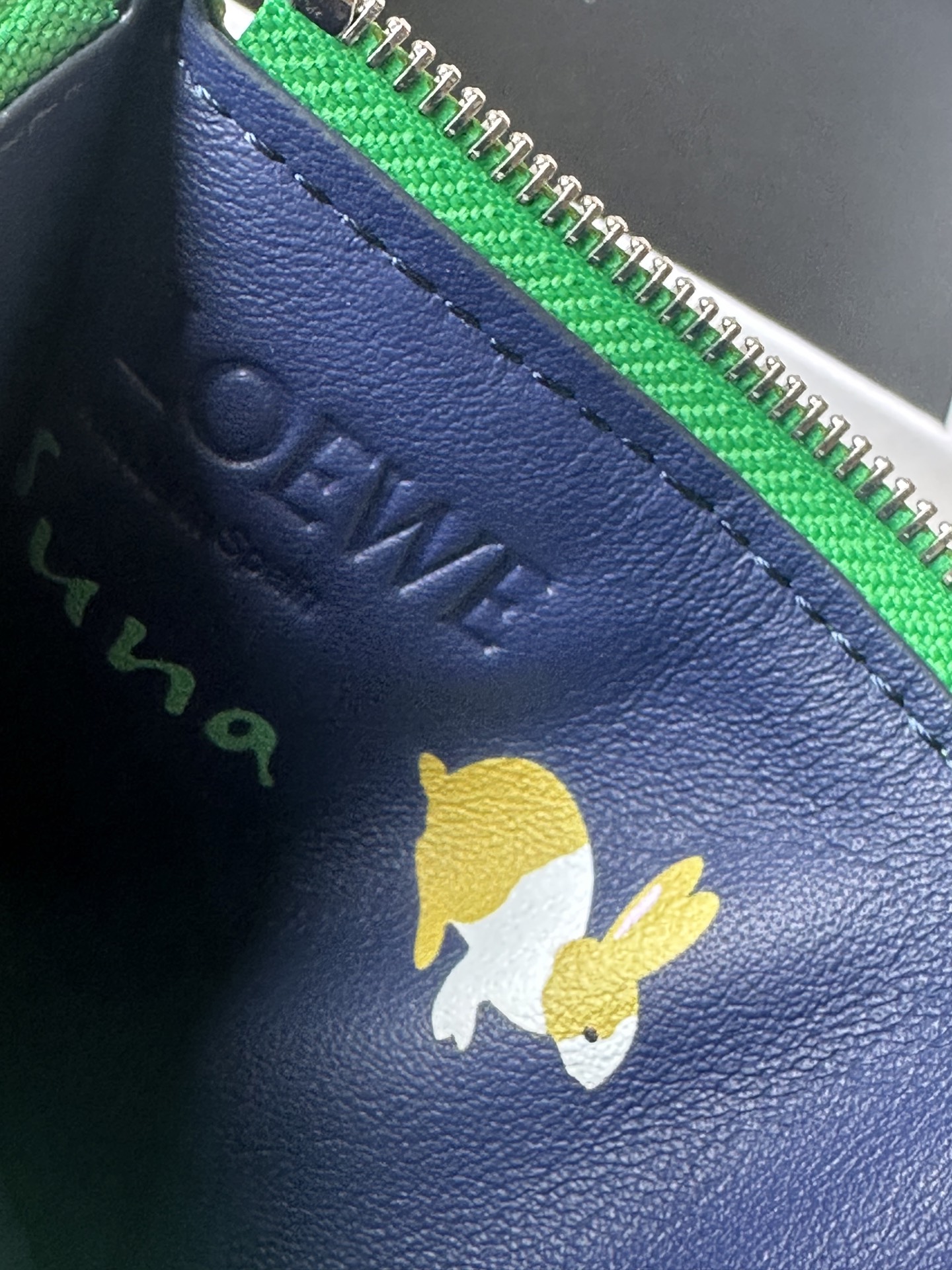 LOEWE Limited Edition Green Rabbit Card Holder - Embedded Design 9 i1749365225860 2548 0 8
