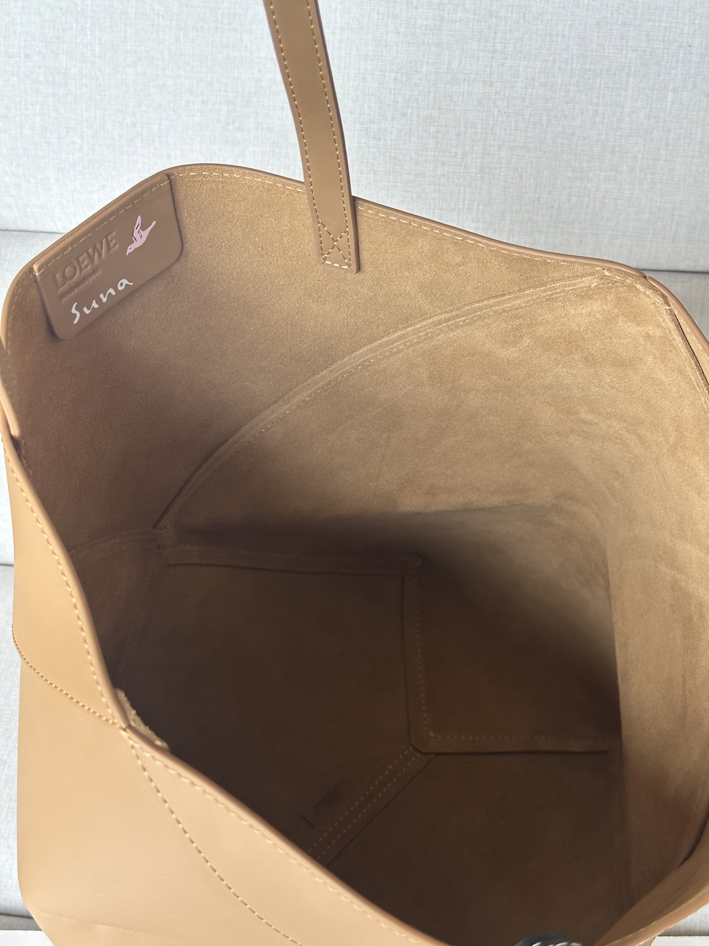 Loewe X SUNA FUJITA Puzzle Fold Tote Bag in Leather with Monkey Charm 7 i1749972419901 509 0 6