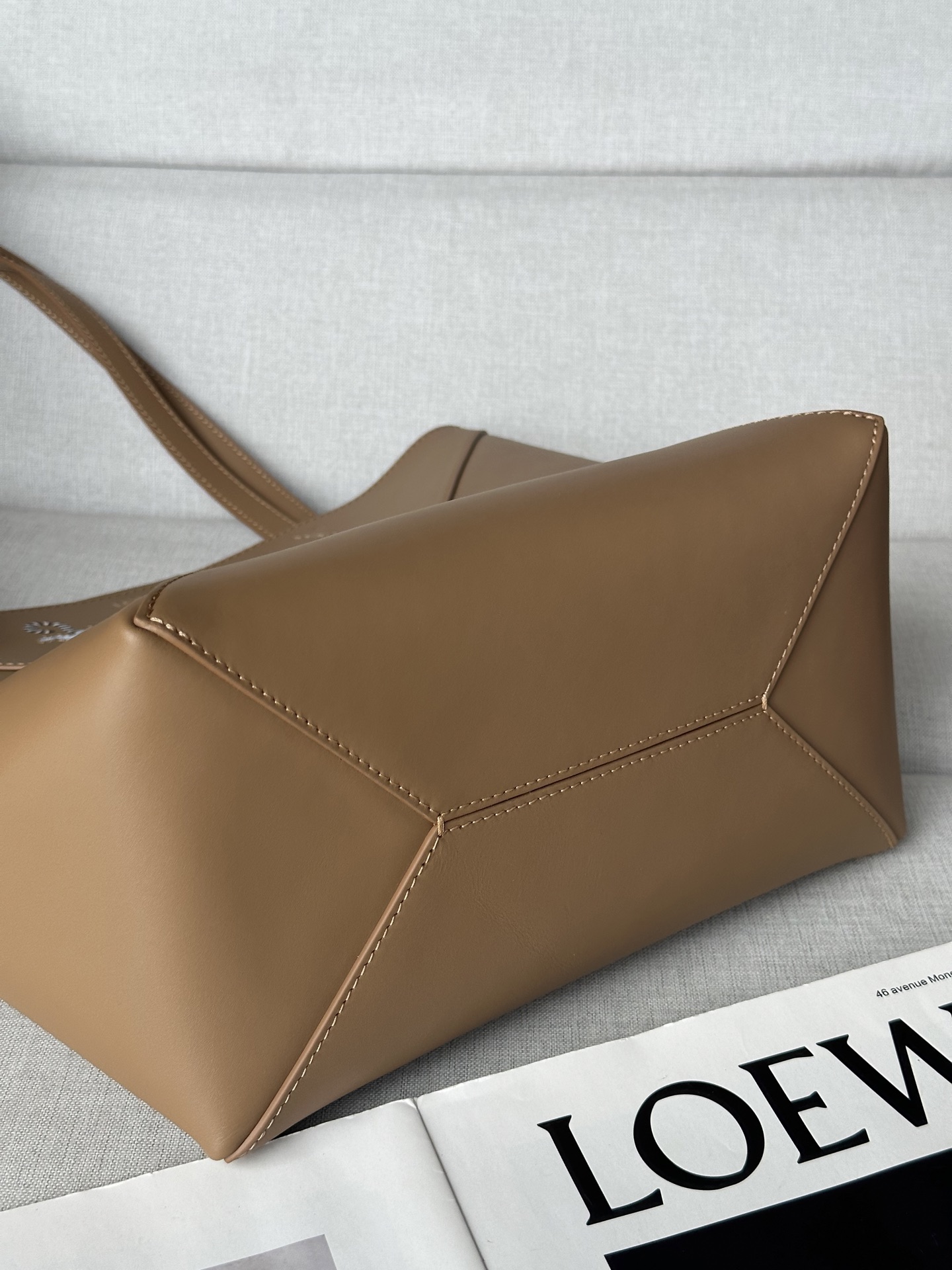 Loewe X SUNA FUJITA Puzzle Fold Tote Bag in Leather with Monkey Charm 6 i1749972421265 712 0 5