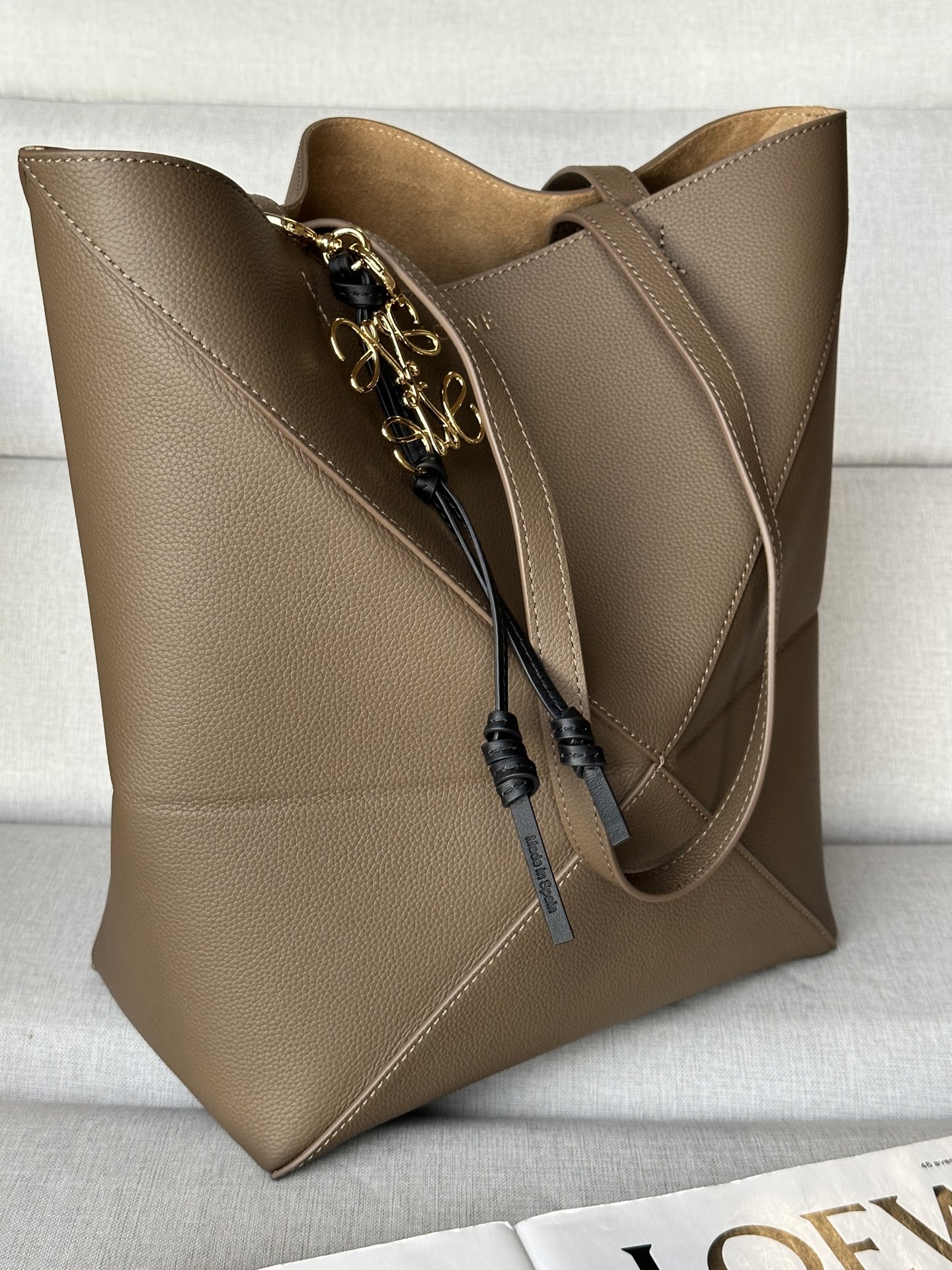 Loewe Small Puzzle Fold Tote Bag in Taupe Grained Leather 3 i1751356801947 1155 0 2