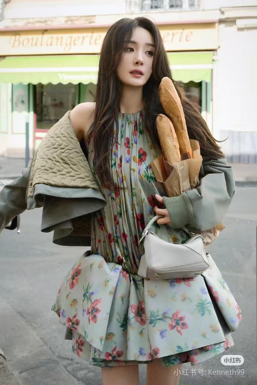 NO:339959,Special grade Yang Mi's same mini 10th anniversary edition, special grade Luo Yiwei, loewe19860909特级 杨幂同款 迷你10周年纪念版,特级罗意威,loewe,Bag