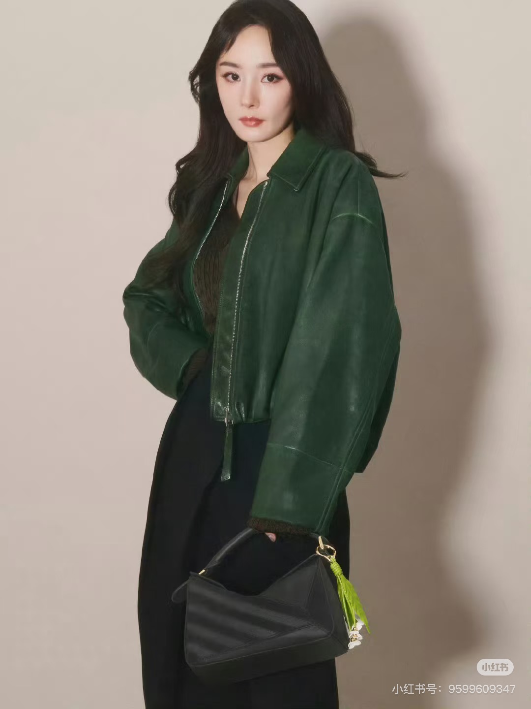 NO:341232,Special hanger, fancy bell and whistle hanger, special hanger, loewe19860909特级 挂饰 花里胡哨挂饰,特级罗意威,loewe,Bag