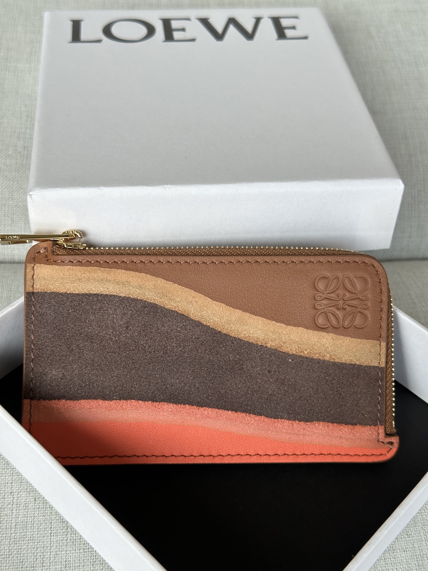 LOEWE Landscape Zipped Cardholder in Nappa Leather and Suede 2 i1756275832874 2619 0 6