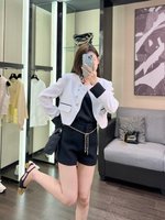 Chanel Replica
 Clothing Coats & Jackets White Weave Fall/Winter Collection SML535400