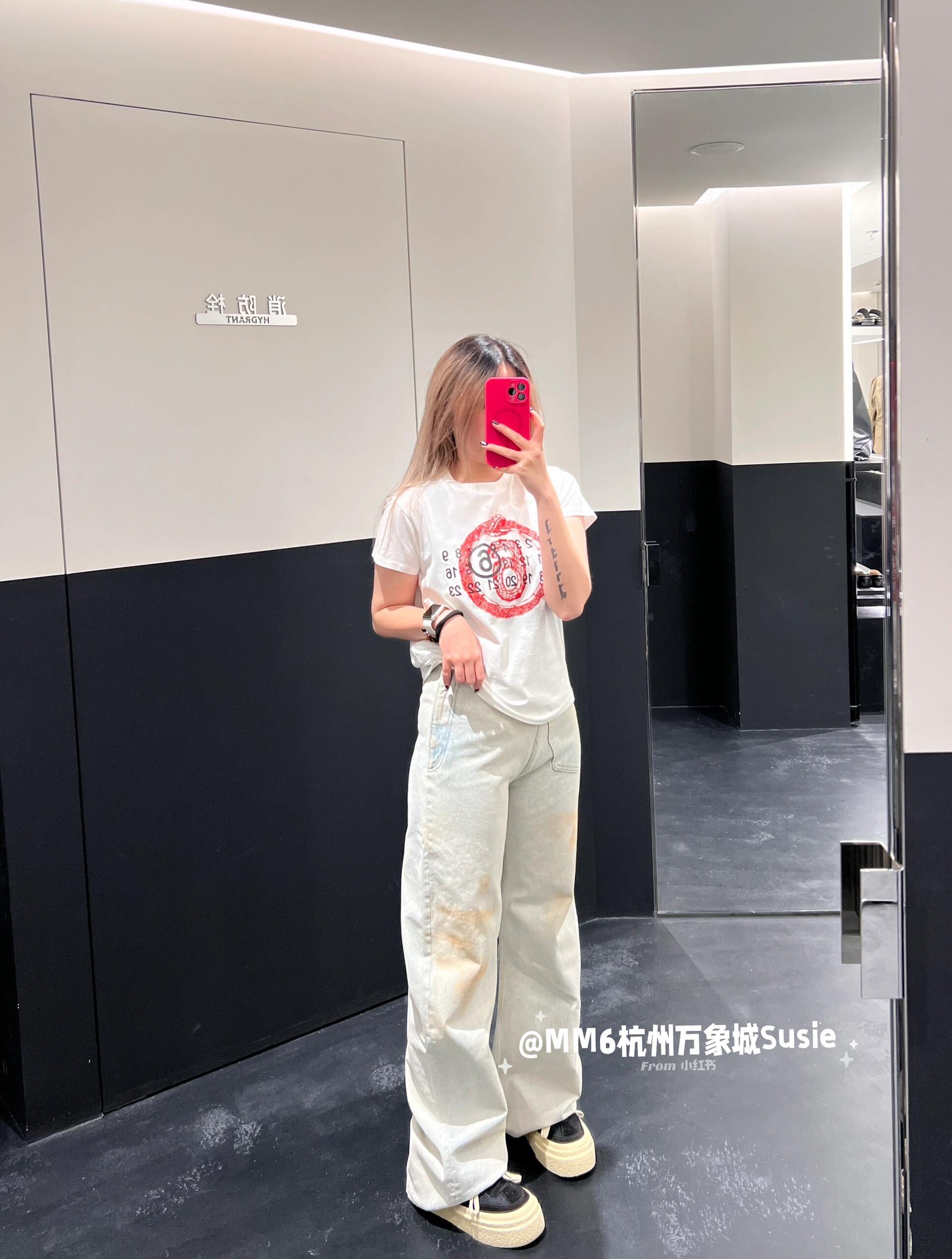 NO:297746,Maison margi*al 25Ss Snake Year Limited New Alphanumeric Logo Round Neck Loose Short Sleeve T-shirt | Exclusive high-end production!  The same style of men and women breaks the gender boundaries and interprets an unrestrained fashion attitude. The quality of workmanship depends on the details. S/M/L is available in stock, T-shirt,tees, t-shirt,alexander wang19860909批 Maison margi*al 25Ss蛇年限定新款 字母数字logo圆领宽松短袖T恤丨独家高版出品！男女同款的设计,打破性别界限,演绎无拘无束的时尚态度.做工品质看细节 现货发售S/M/L,,T-shirt,tees，t-shirt,alexander wang,Women's clothing