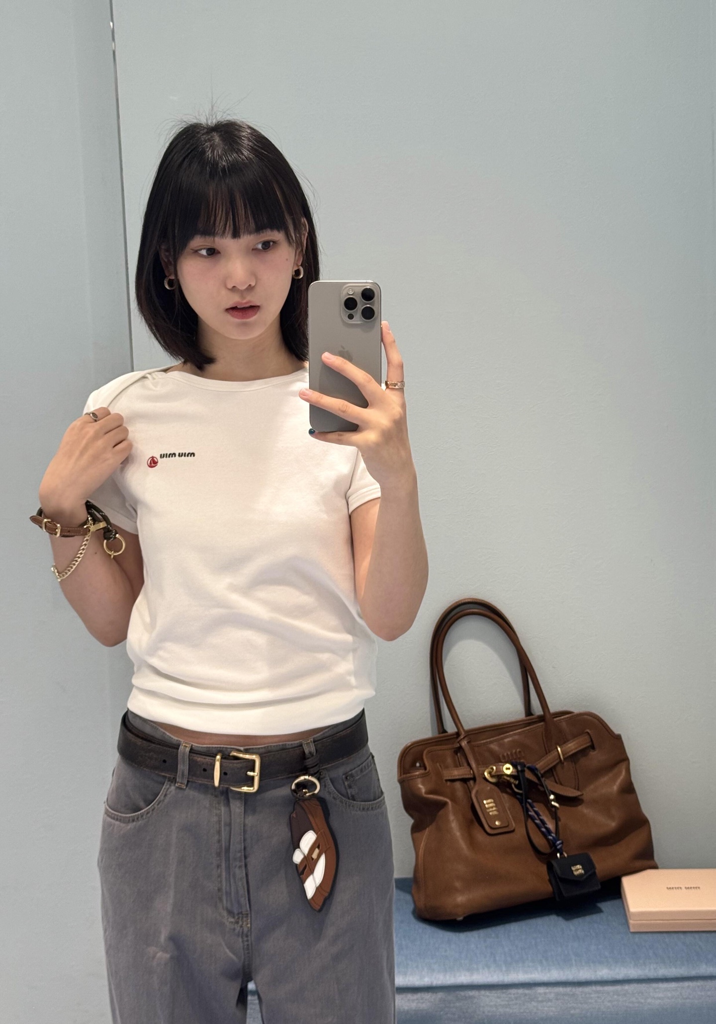 NO:323362,MiuM*u 25Ss early spring new Petit Bateau X Miu co-branded letters small sailboat logo short-sleeved T-shirt | Exclusive yb development!  High-end production!  A series of shipments!  Really great recommendation, it's so easy to wear and feel comfortable to wear!  The neckline design is unique, the red sailboat embroidery is very exquisite, it is really comfortable cotton, comfortable and breathable, the skirt and pants are randomly matched~S/M/L, miumiu, skirts, T-shirt, tees, t-shirt, alexander wang19860909批 MiuM*u 25Ss早春新款 Petit Bateau X Miu联名款字母小帆船logo短袖T恤丨独家yb开发！高版出品！一系列出货！真的大推荐,太好穿了舒服好搭！领口的设计别出心裁,红色的小帆船刺绣非常精致,真的是很舒服的棉,舒适透气,裙子裤子随意搭配～现货发售S/M/L,,miumiu,skirts,T-shirt,tees，t-shirt,alexander wang,Women's clothing