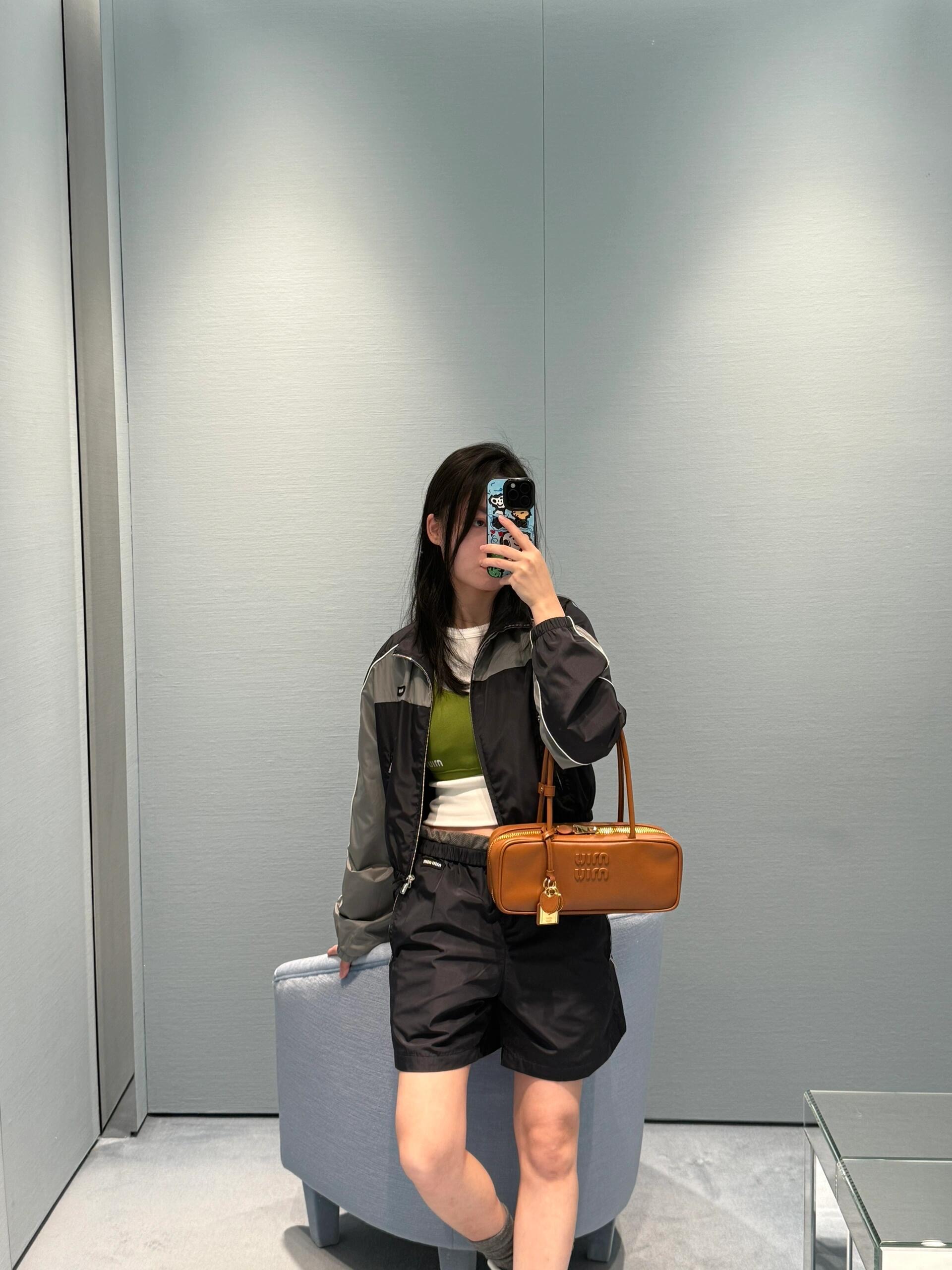 NO:322894,A set of recommendations, alexander wang19860909一套推荐,,alexander wang,Women's clothing