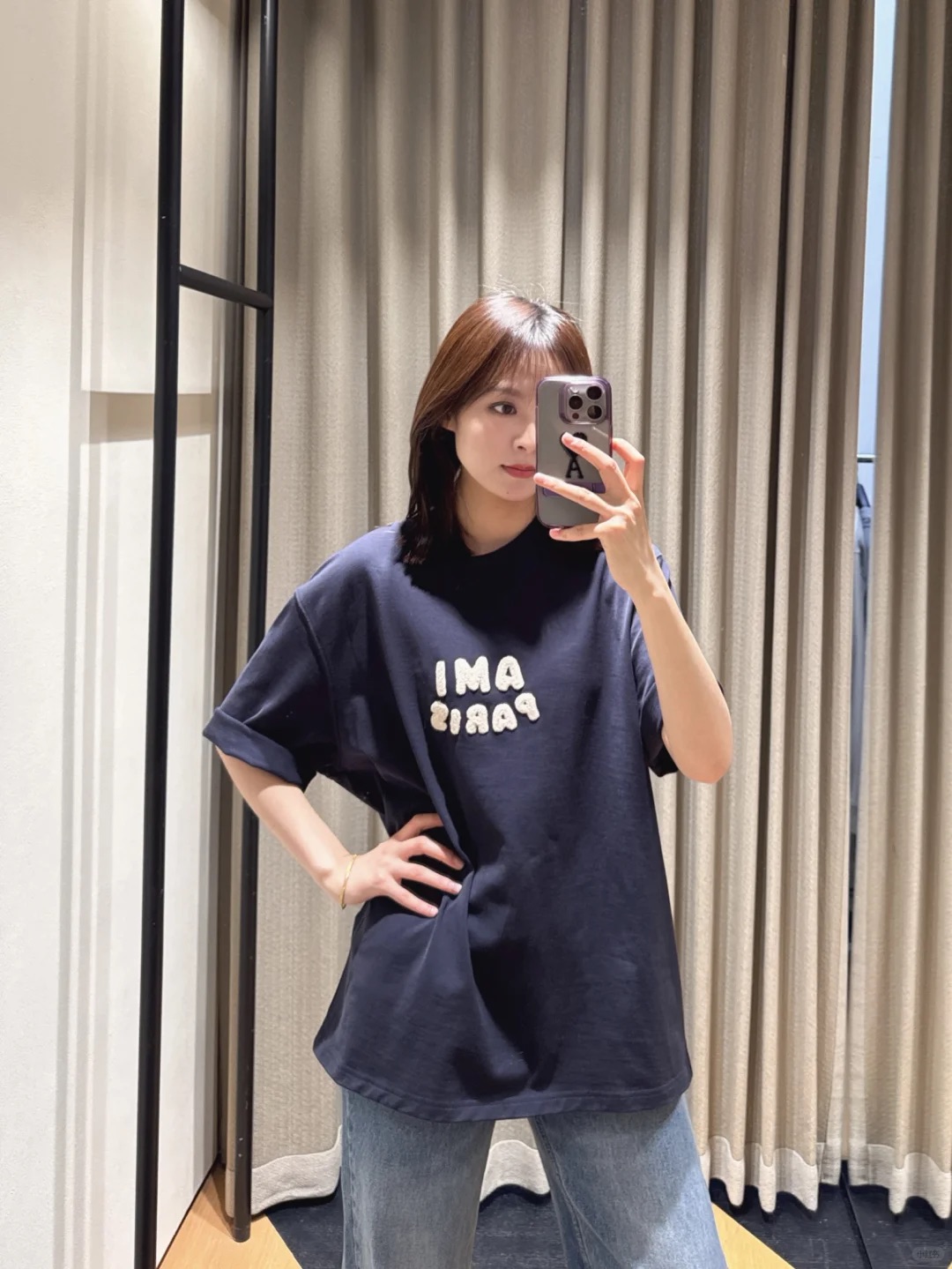 NO:323941,Batch Ami Pa*is 25Ss early spring new style, three-dimensional crocheted craft letters round neck short-sleeved T-shirt | Exclusive yb development!  High-end production!  The overall style is extremely simple, the three-dimensional crochet craftsmanship and applique letters on the chest are exquisite and high-end, with just the right embellishment, a very French fashionable attitude, and the first choice for basic T-shirts! The base is very niche and niche!  S/M/L, T-shirt,tees,t-shirt,alexander wang19860909批 Ami Pa*is 25Ss早春新款 立体钩编工艺字母圆领短袖T恤丨独家yb开发！高版出品！整体风格极简到极致,胸前立体钩编工艺贴布字母精致高级感十足,恰到好处的点缀,很法式的时髦态度,基础T恤的首选单品!单穿打底都极具小众调性！现货发售 S/M/L,,T-shirt,tees，t-shirt,alexander wang,Women's clothing