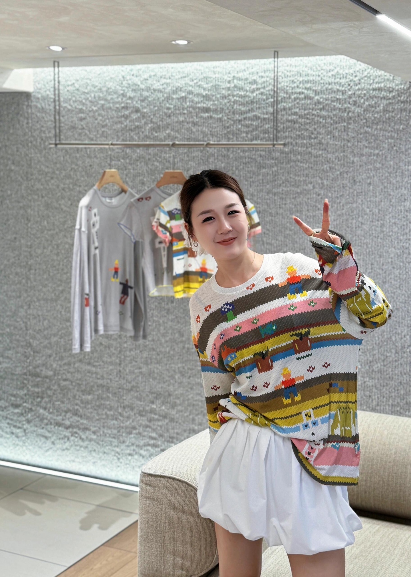 NO:319999,Batch SHORTSENTENCE 25Ss Spring and Summer New Style Summer Dopamine Imitation Sweater Print Loose Long Sleeve T-Shirt丨Exclusive High Edition Production!  Imitation sweater texture printed fabric, like magic, it is difficult to distinguish the true and false color pixel block pattern game, a fun visual round neck design, relaxed and comfortable on-site sale S/M/L,,sweaters,tees,t-shirt,alexander wang19860909批 SHORTSENTENCE 25Ss春夏新款 夏日多巴胺仿毛衣印花宽松长袖T恤丨独家高版出品！仿毛衣肌理感印花面料,如魔术般真假难辨彩色像素块图案游戏一场趣味视觉大圆领设计,松弛舒适现货发售 S/M/L,,sweaters,tees，t-shirt,alexander wang,Women's clothing