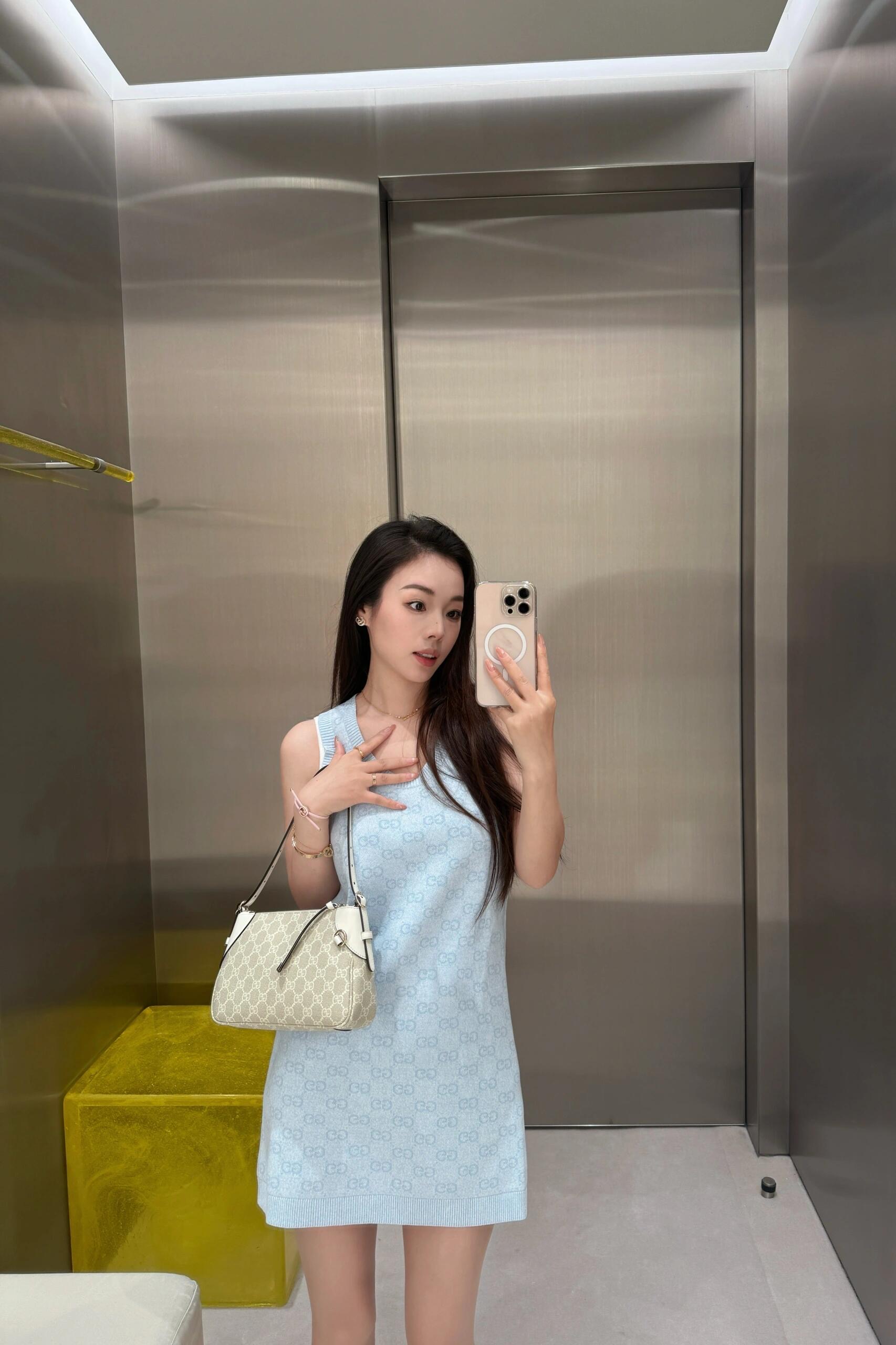 NO:327575,,,alexander wang19860909,,alexander wang,Women's clothing