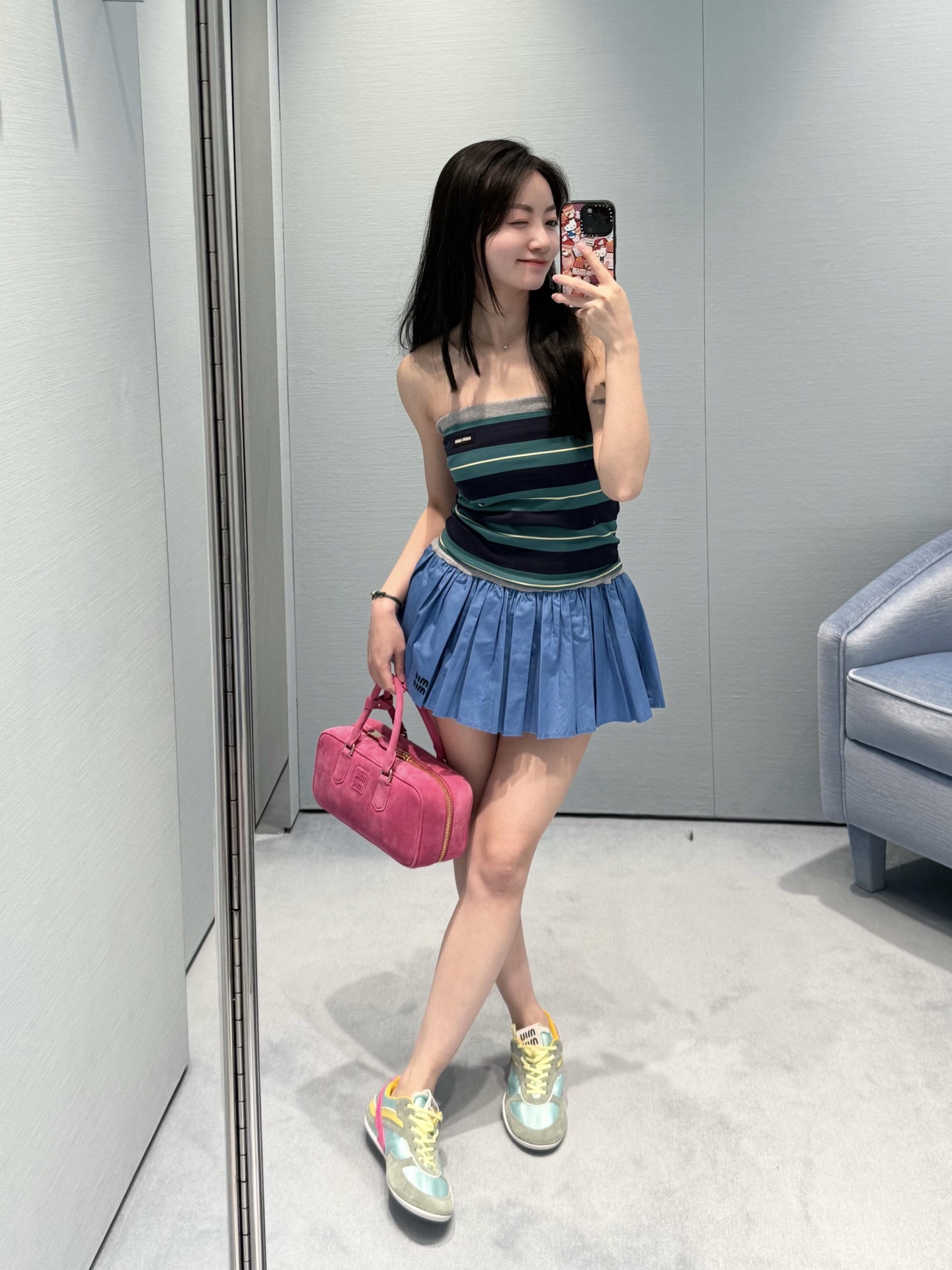 NO:331718,Miumi*25Ss spring and summer new model, micro-label striped color-blocking layered strapless bra | exclusive yb development!  High-end production!  The style of the tube top is also superb!  The layered design can be worn alone to show off your sexy waist, or a jacket or shirt to create a layered and fashionable look!  The super hot striped strapless bra has a very good color combination. It can be worn alone or layered. It is super versatile!  S/M/L, miumiu, jackets & coats,shirts,alexander wang19860909Miumi*25Ss春夏新款 微标条纹拼色叠穿抹胸丨独家yb开发！高版出品！抹胸的版型也是超级赞！叠穿的设计,既可以单穿展现性感小蛮腰,也可以搭配外套或者衬衫,打造出层次感十足的时尚造型！超火爆的条纹抹胸 配色非常好看 可单穿也可叠穿 超级百搭！现货发售S/M/L,,miumiu,jackets & coats,shirts,alexander wang,Women's clothing