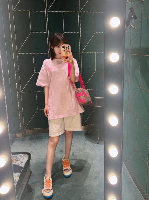 Gucci Embroidered Logo Oversized Tee - Spring/Summer Collection 1 Gucci Embroidered Logo Oversized Tee - Spring/Summer Collection