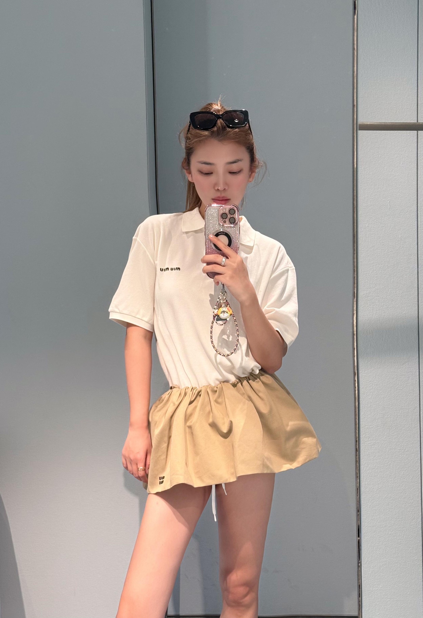 NO:335479,Miumi* 25Ss spring and summer new style, intellectual style flower buds fluffy miniskirt丨Exclusive high-end production!  Custom imported twill pure cotton fabric is wide and stylish. Double-layer craft briefs design, drawstring elastic waist style is amazing!  Retro style sweet girl outfit!  The embroidered letter logo is low-key and luxurious!  Sweet and salty workmanship quality depends on the details. S/M/L is available in stock, miumiu, skirts, alexander wang19860909Miumi* 25Ss春夏新款 知识分子风花苞蓬蓬超短半裙丨独家高版出品！定制进口斜纹纯棉面料挺阔有型.双层工艺三角内裤设计,抽绳松紧腰版型上身绝绝子！复古风甜妹穿搭！刺绣字母logo低调奢华！可甜可盐做工品质看细节.现货发售S/M/L,,miumiu,skirts,alexander wang,Women's clothing