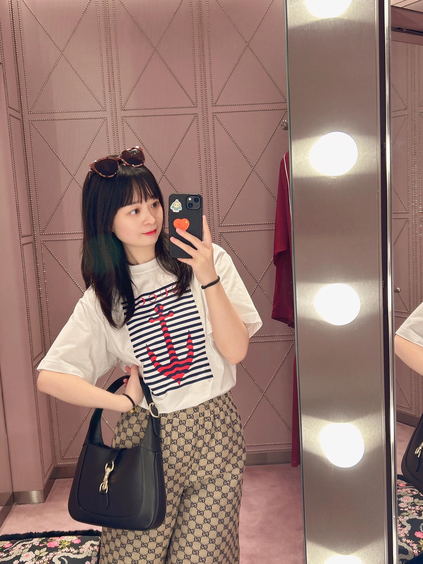 NO:334164,Chane*25ss summer new style, letter anchor printed round neck short-sleeved T-shirt丨Exclusive yb development!  High-end production!  Really powerless, Xia Tian really can't refuse!  It’s comfortable and skin-friendly!  !  Custom fabrics and body styles are simply not easy to wear!  Both appearance and comfort!  The rate of returning to the street is 100%. If you get it, you will definitely be very nice to match it casually!  Big recommendation!  Same style for men and women, S/M/L, Chanel, T-shirt,tees, t-shirt,alexander wang19860909Chane*25ss夏季新款 字母船锚印花圆领短袖T恤丨独家yb开发！高版出品！真的毫无抵抗力 夏天真是拒绝不了！一整个上身就不想脱下的舒适绝佳亲肤感！！定制面料配合随身型版型简直不要太好穿！颜值与舒适兼具！穿出街回头率百分百 你们拿到手一定会绝绝子随意搭配就很nice！重磅推荐！男女同款 现货发售S/M/L,,chanel,T-shirt,tees，t-shirt,alexander wang,Women's clothing