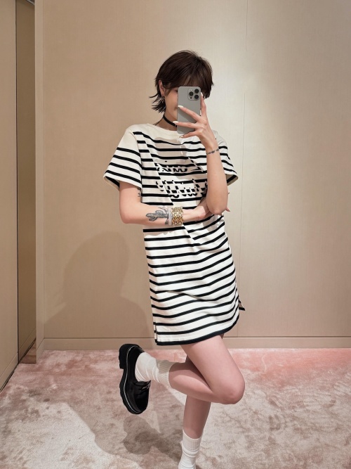 Louis Vuitton Striped Cotton T-Shirt Dress, Black and White, Casual Chic 1 Louis Vuitton Striped Cotton T-Shirt Dress, Black and White, Casual Chic