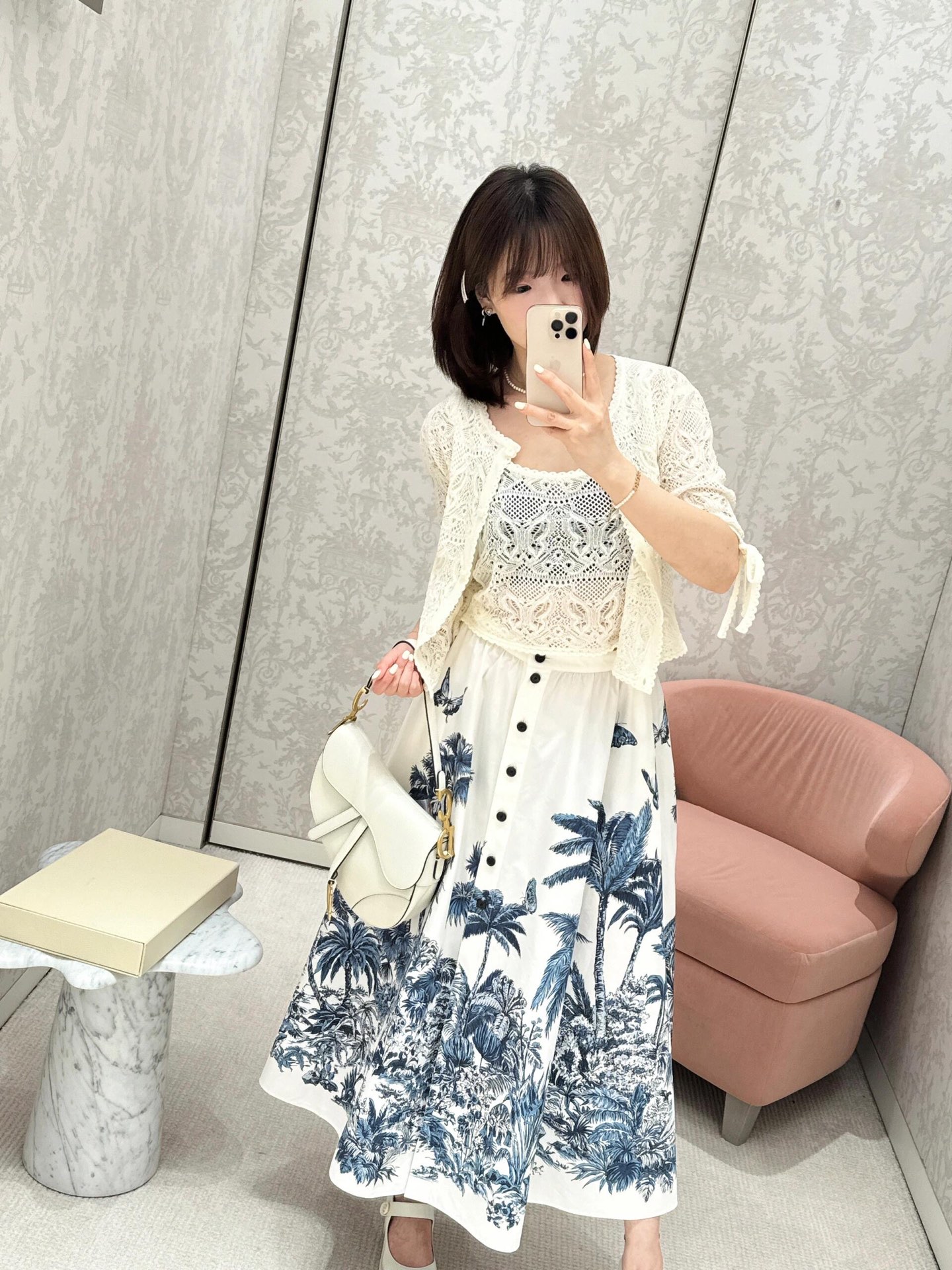 NO:436978,Dio* 25Ss Spring and Summer New Style Butterfly Coconut Tree Palms Ruyi Printed Single Breasted Skirt丨Exclusive High-Performance!  Agile and romantic vacation style, French elegant classic A-line umbrella design, large skirt with sweet or salty hem, not picky, top-fitting, so beautiful that it has no friends!  Positioning and restoring the printed pattern. Pure cotton fabric texture is skin-friendly and comfortable, workmanship quality depends on details, S/M/L, dior, skirts, alexander wang19860909Dio* 25Ss春夏新款 蝴蝶椰树Palms 茹伊印花单排扣半身裙丨独家高版出品！灵动浪漫度假风情,法式优雅经典A字伞型设计大裙摆可甜可盐,不挑人版型上身美到没朋友！定位还原印花图案.纯棉面料质感亲肤舒适,做工品质看细节,现货发售S/M/L,,dior,skirts,alexander wang,Women's clothing