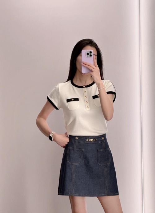 Elegant Cotton Short Sleeve Top with Contrast Trim and Gold Buttons 1 Elegant Cotton Short Sleeve Top with Contrast Trim and Gold Buttons