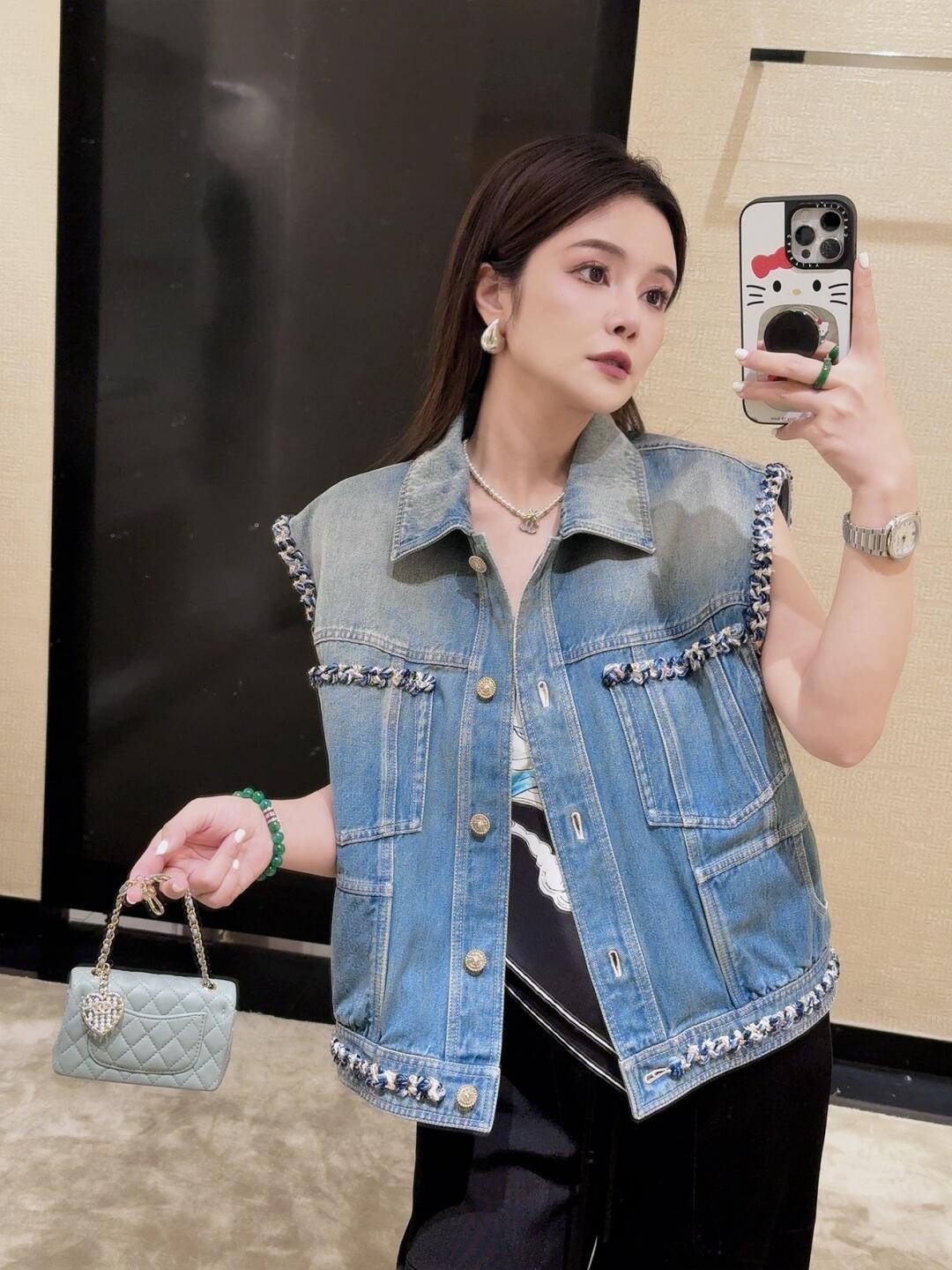 Chanel Denim Vest: Vintage Wash, Hand-Woven Trim, Slim Fit - Must-Have Layering Piece 4 i1750739022565 264 0 2