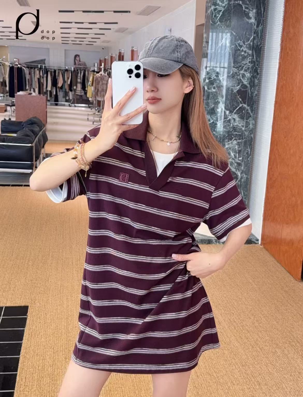 NO:436240,ICEDU*T 25Ss Spring and Summer New Style Fake Two-Piece Striped POLO Dress丨Exclusive High-Performance Production!  Retro striped color scheme, a tasteful temperament girl feels very casual and has a little woman’s feeling. The whole skirt is very good. Whoever wears it is a temperamental girl’s custom fabric is soft. The upper body is a comfortable and comfortable feel baby!  Close your eyes and rush!  S/M/L, skirts, alexander wang19860909ICEDU*T 25Ss春夏新款 假两件条纹POLO连衣裙丨独家高版出品！复古的条纹配色 穿上就是有品味的气质女孩休闲感很足 又带有小女人的感觉 整件裙子的版型很优秀 谁穿谁是气质型女孩定制面料质地柔软 上身就是舒适又自在的feel宝宝们！闭眼冲！现货发售S/M/L,,skirts,alexander wang,Women's clothing