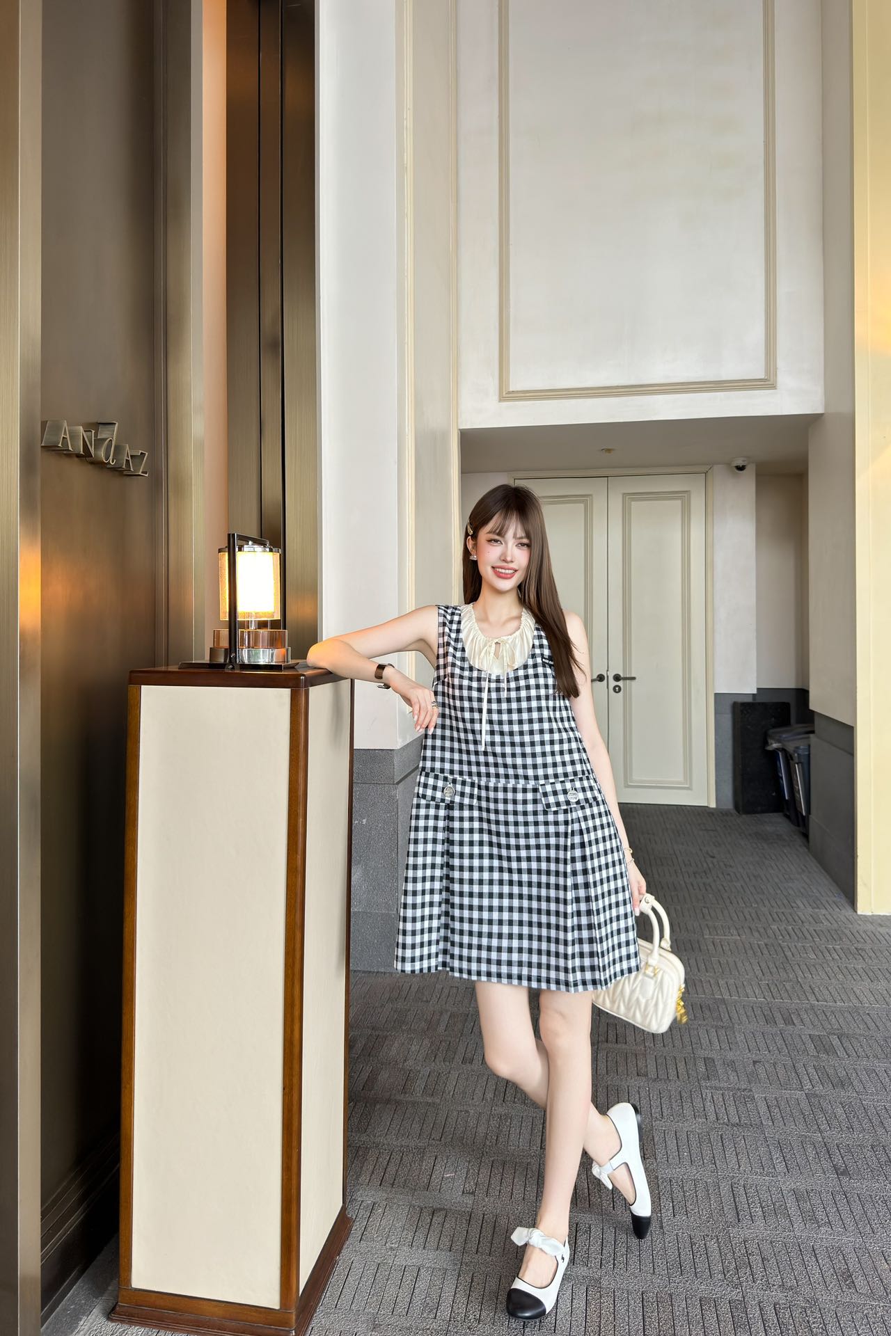 NO:436262,MiuMi* 25ss Spring and Summer New Style Fake Two-piece Plaid Vest Dress丨Exclusive High-Performance Production!  A rich and beautiful woman must come in!  Retro plaid elements, natural waist-hugging cut, upper body can be sweet and cool, super cover flesh and make it look slimming, temperament items that can be easily controlled in any occasion, workmanship quality depends on details. S/M/L, miumiu, skirts, alexander wang is available in stock19860909MiuMi* 25ss春夏新款 假两件格子背心连衣裙丨独家高版出品！白富美必入！复古格纹元素 自然收腰剪裁 上身可甜可酷 超级遮肉显瘦 任何场合都轻松驾驭的气质单品 做工品质看细节.现货发售S/M/L,,miumiu,skirts,alexander wang,Women's clothing