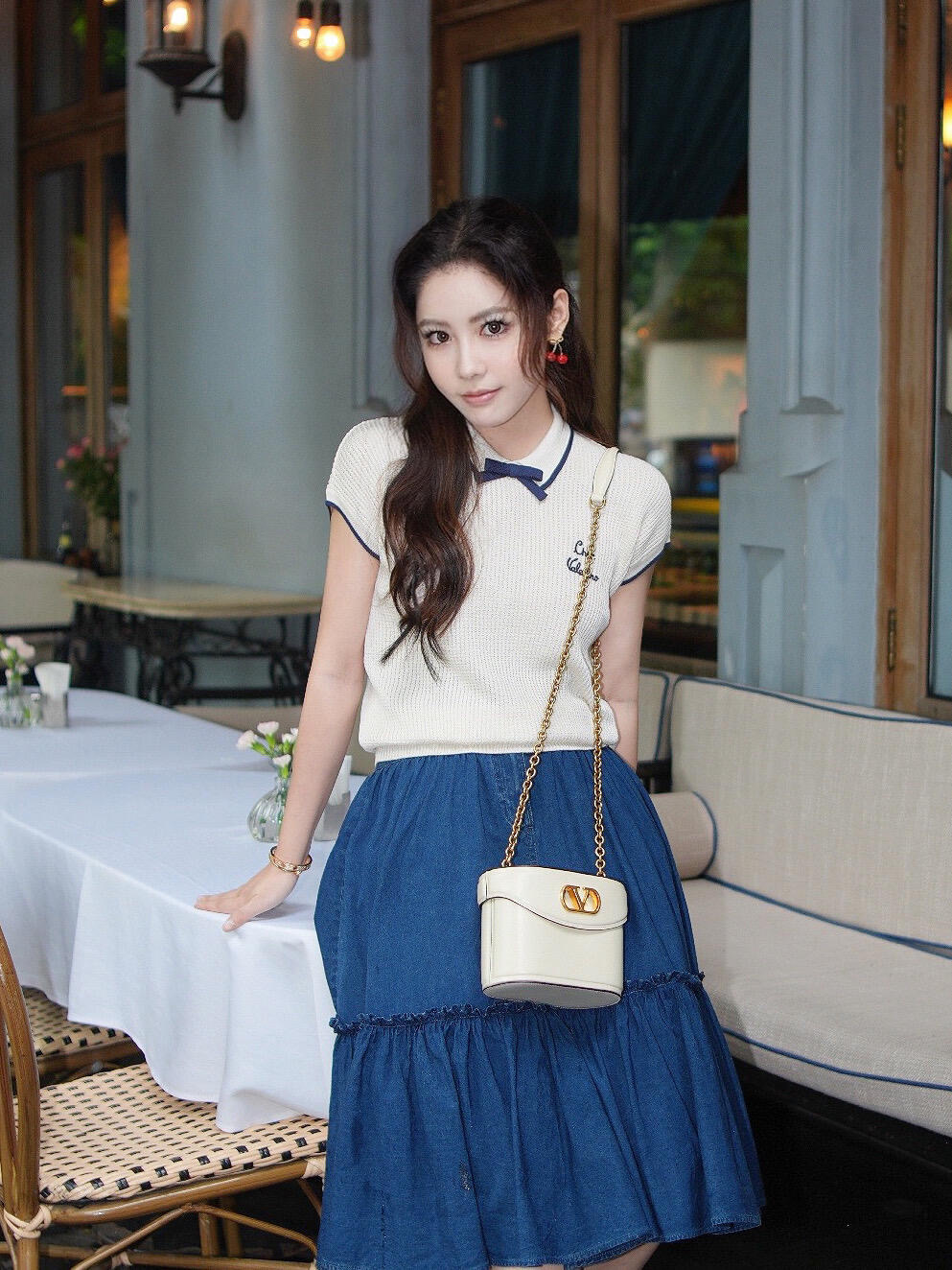 NO:443107,The jacquard design of the leek girlish style makes the age-reducing sweet atmosphere, and the upper body is very slim!  I don’t want to be beautiful in my upper body!  ,alexander wang19860909缕空提花设计,气质少女风减龄甜美气息,不挑人版型上身巨显瘦！上身美的不要不要的！,,alexander wang,Women's clothing